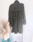 Manteau esprit militaire