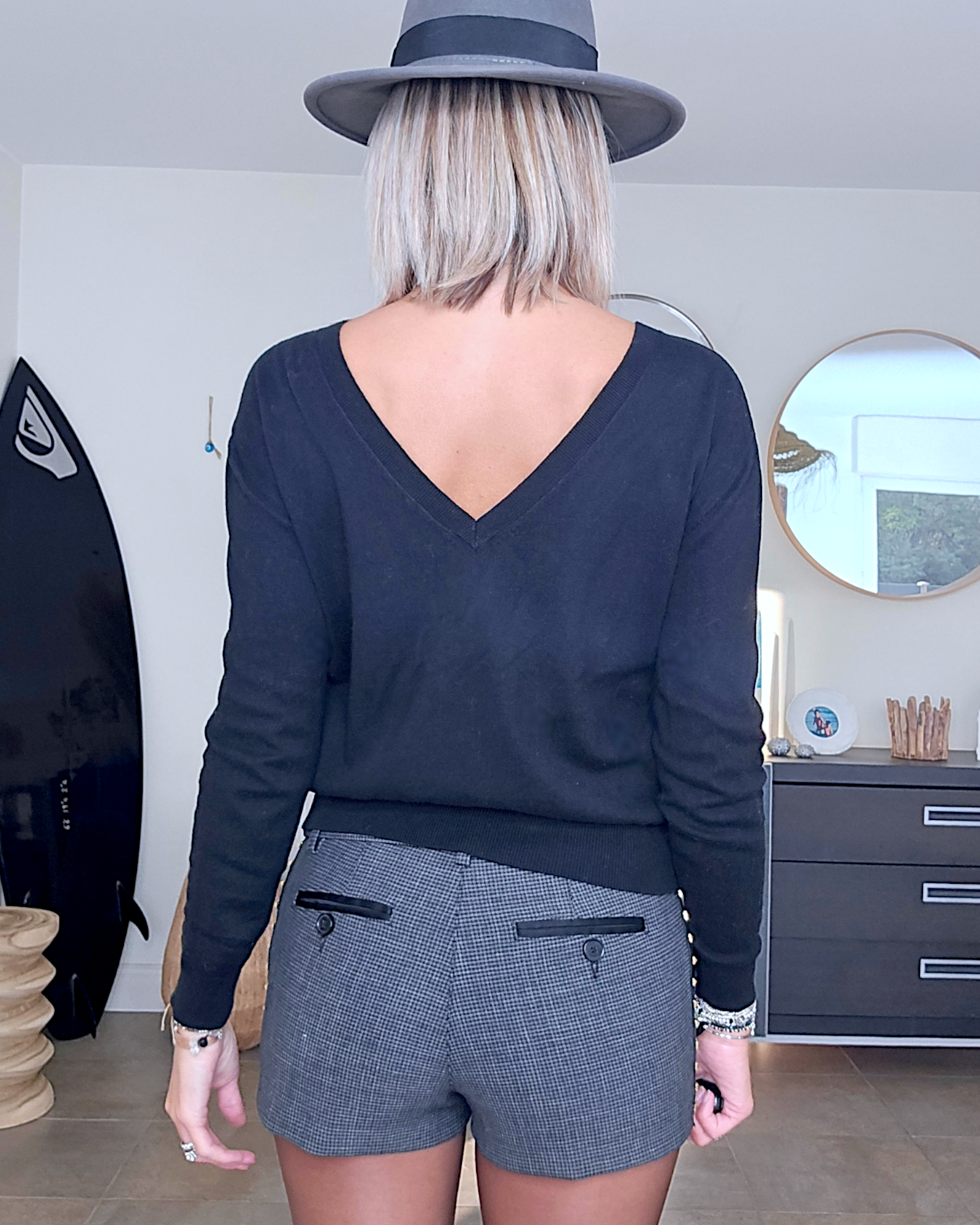 Pull noir à éclair
