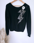 Pull noir à éclair