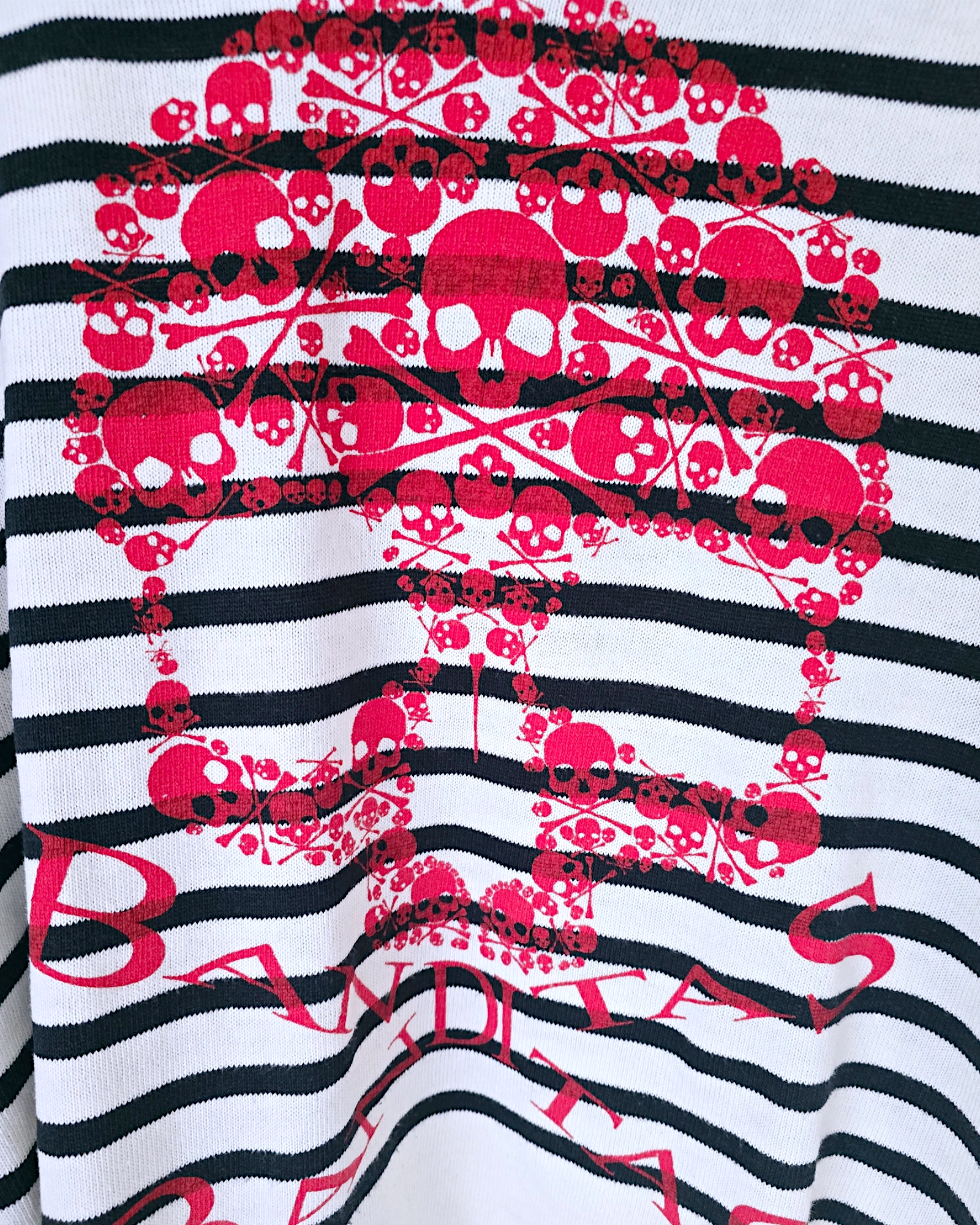 Pull marin et skull