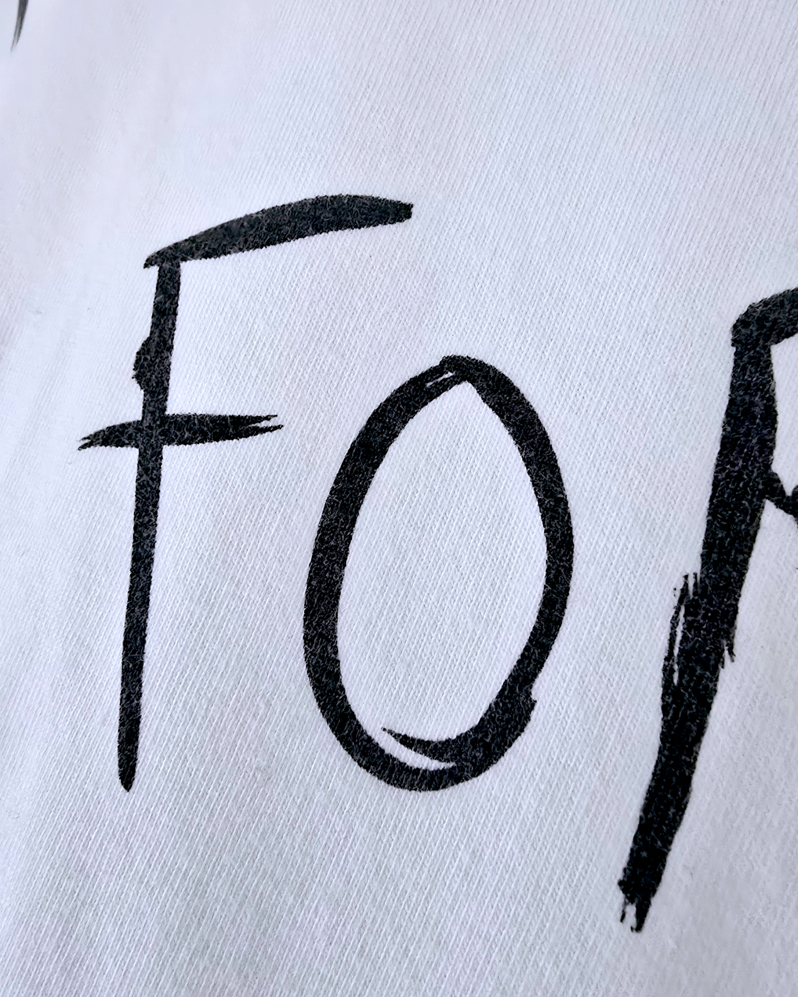 Tee-shirt blanc à tags