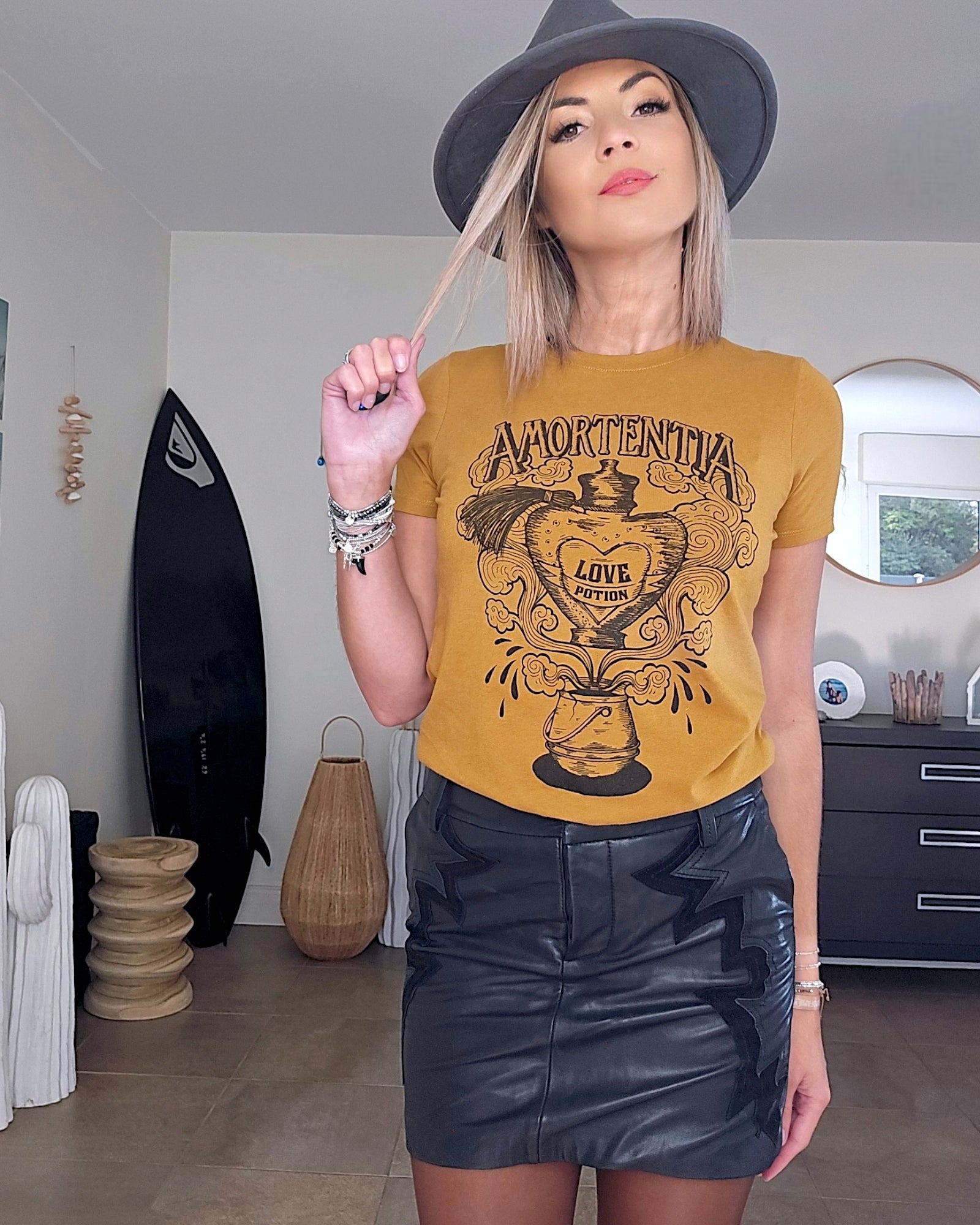 Tee-shirt love jaune