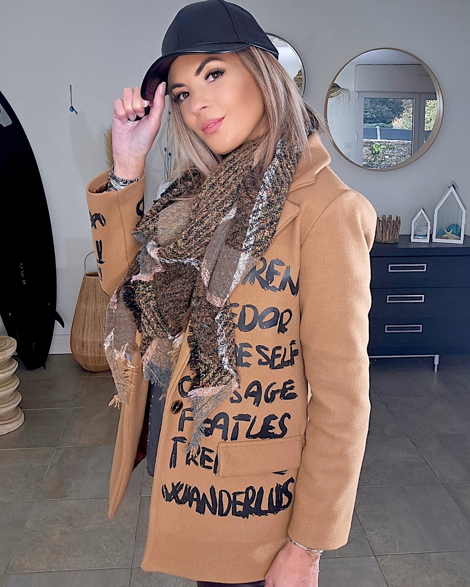 Manteau à tag camel
