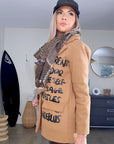 Manteau à tag camel