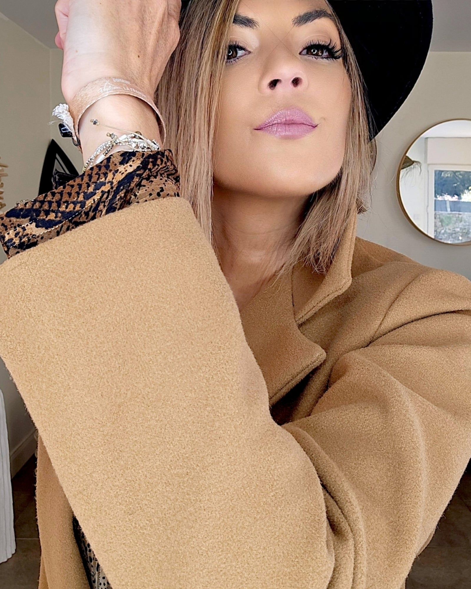 Manteau à tag camel