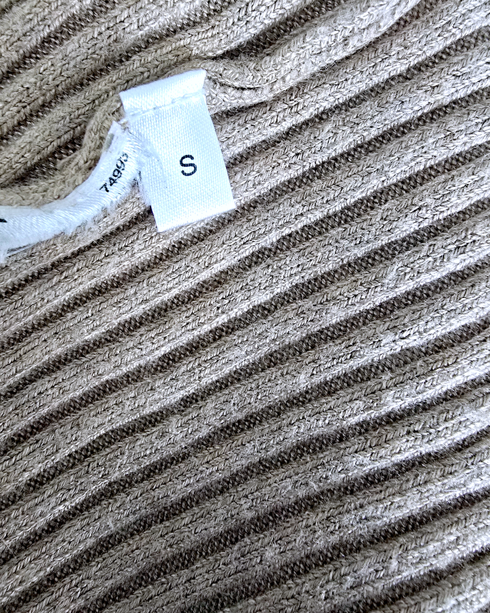 Pull beige col cheminé