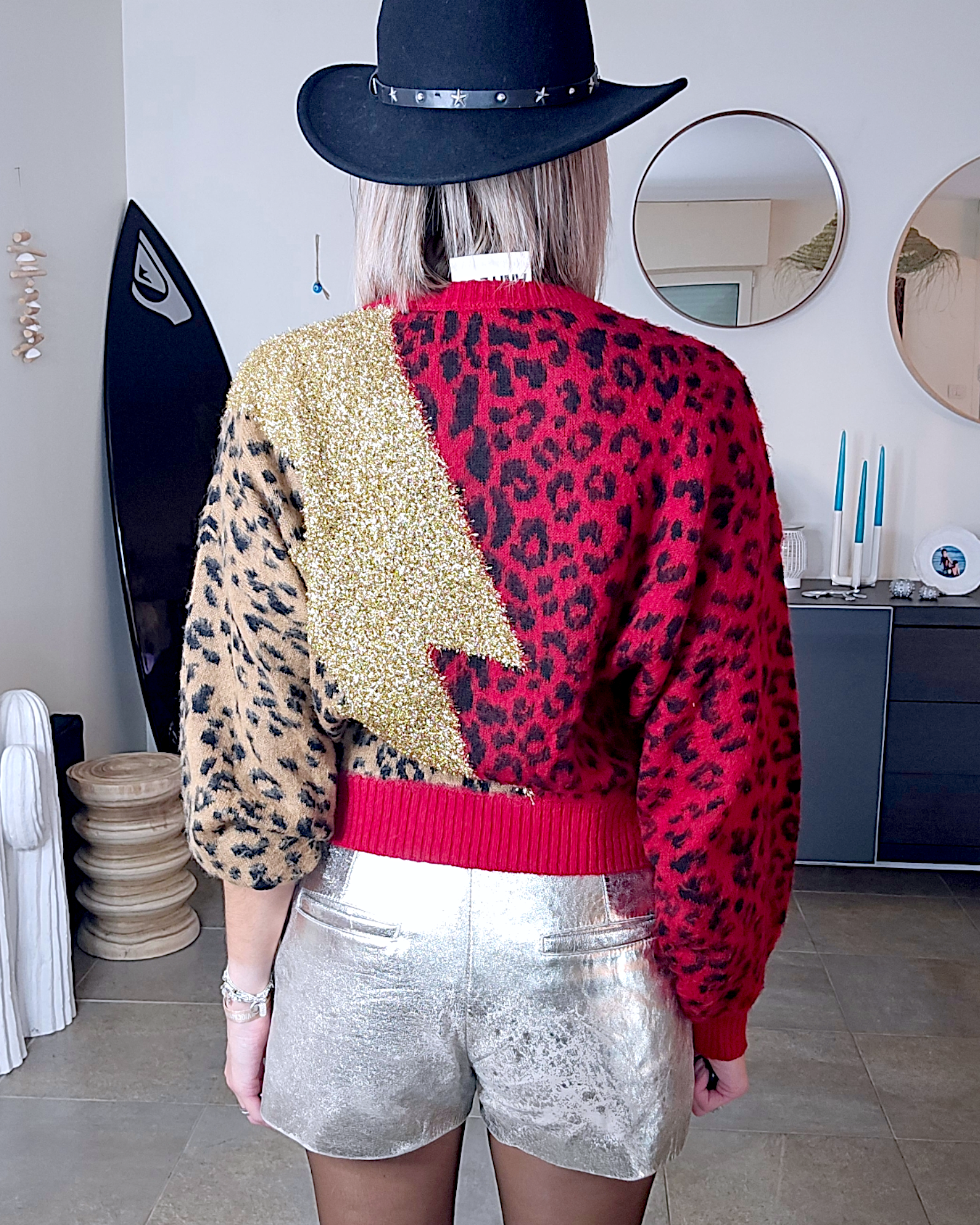 Short star en cuir
