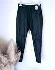 Jogg noir huilé