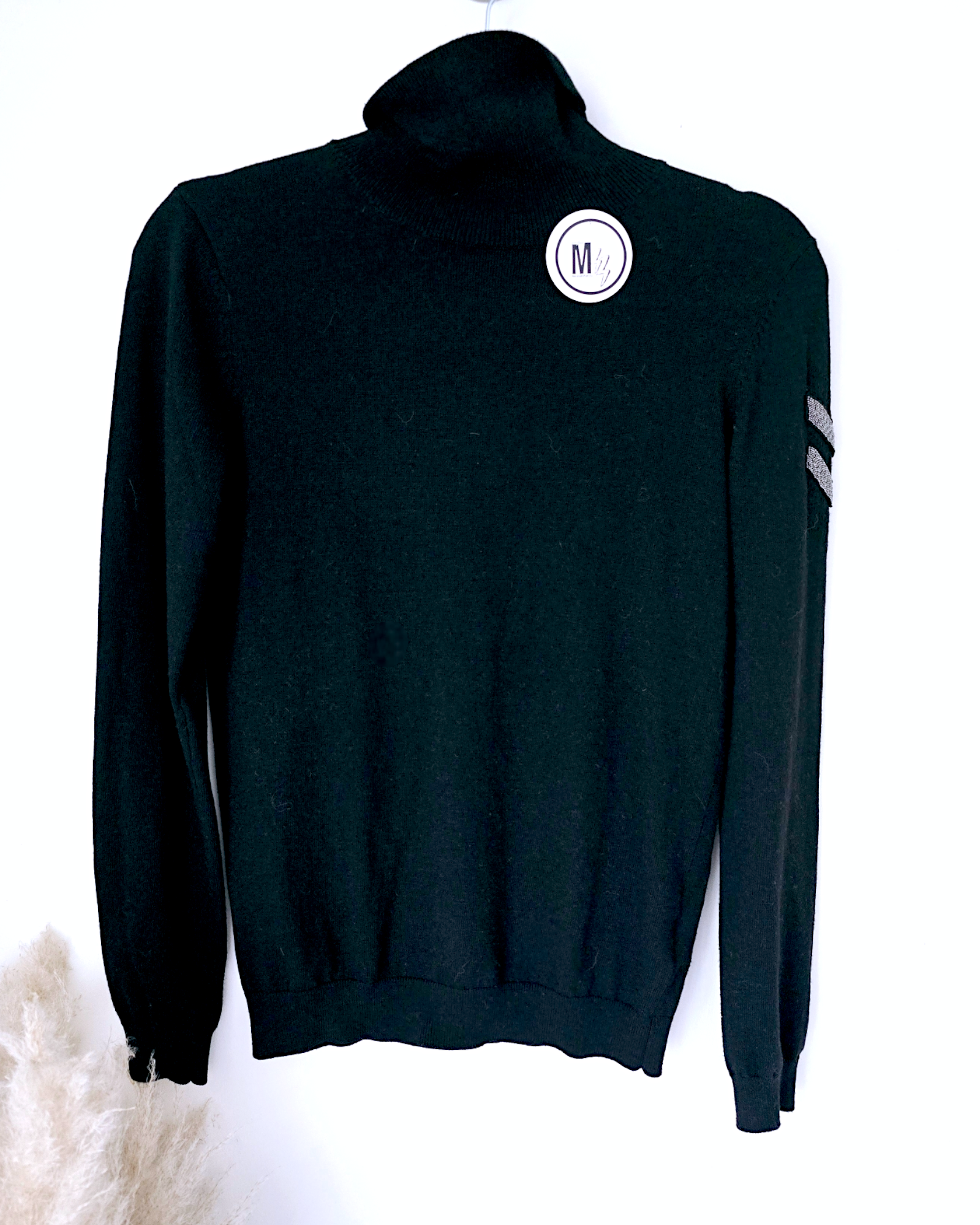 Pull col roulé noir