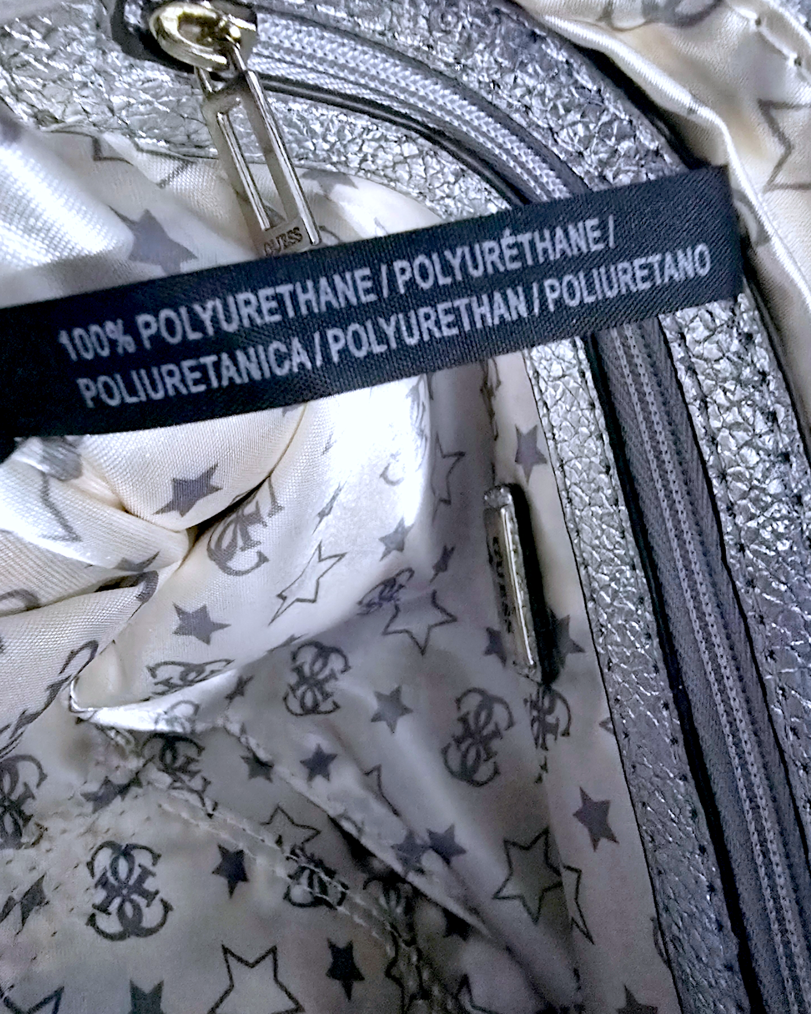 Pochette star cloutée
