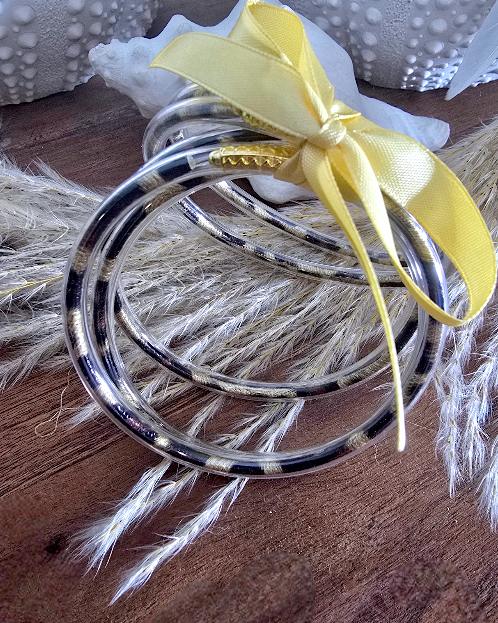 Lot de bracelets