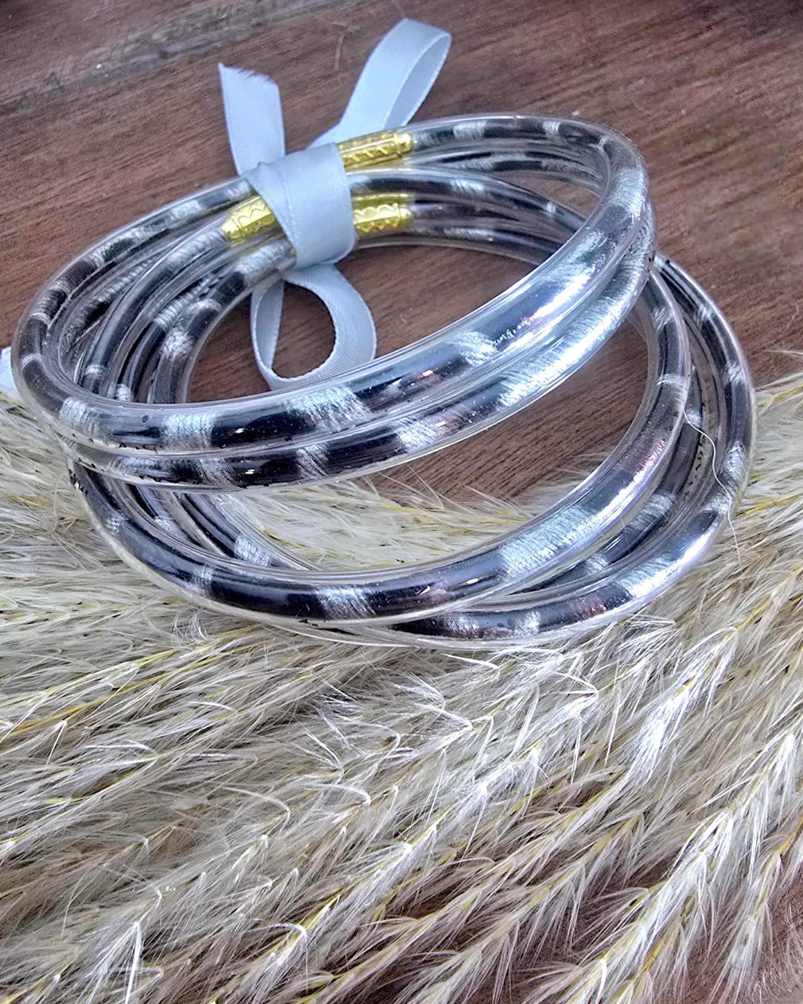 Lot de bracelets