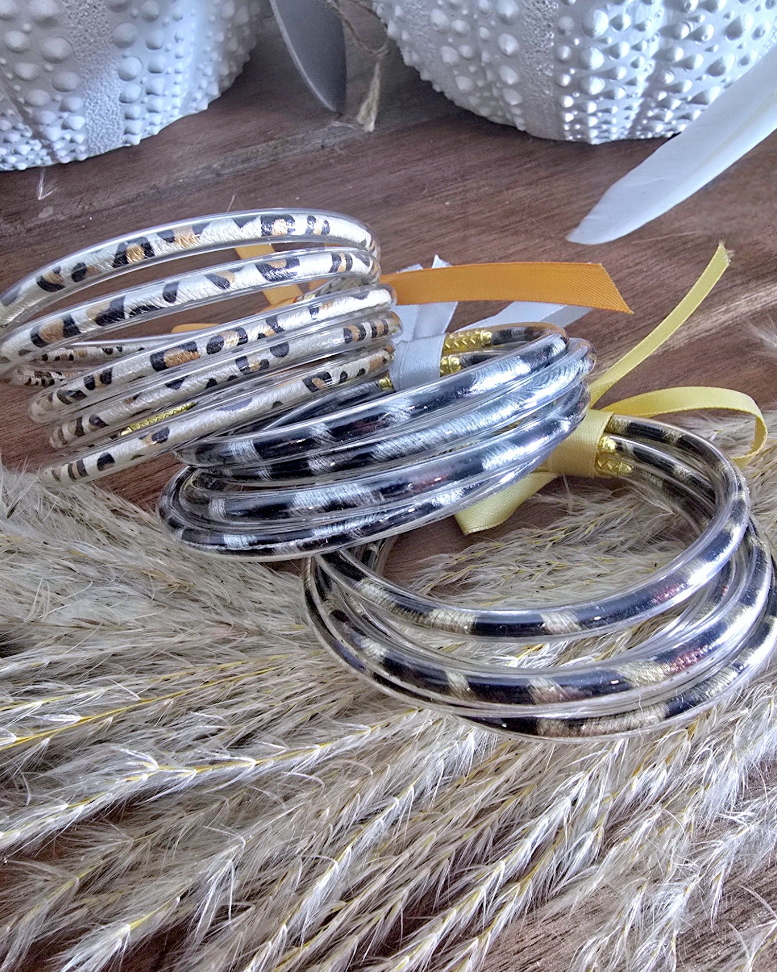 Lot de bracelets