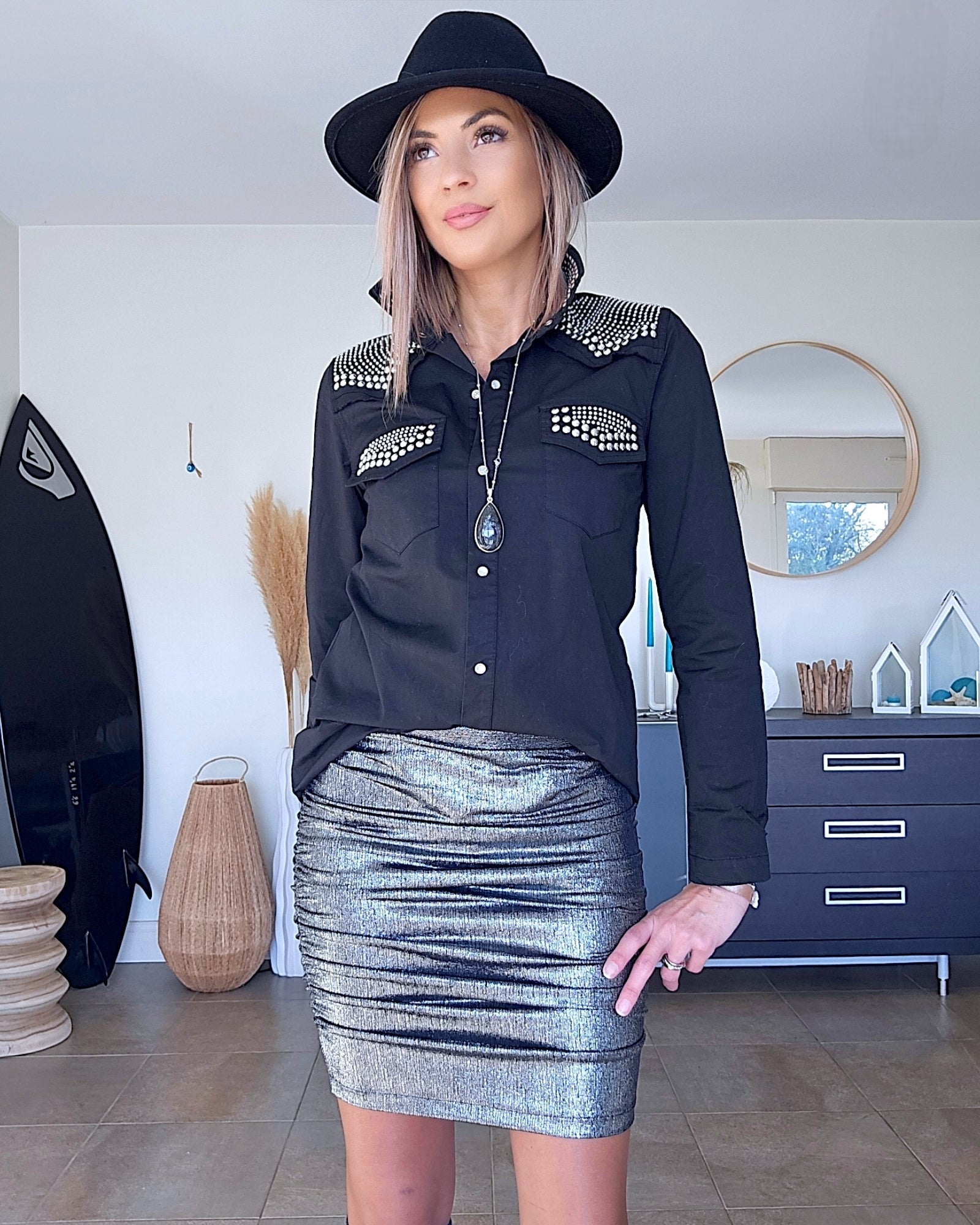 Chemise cloutée