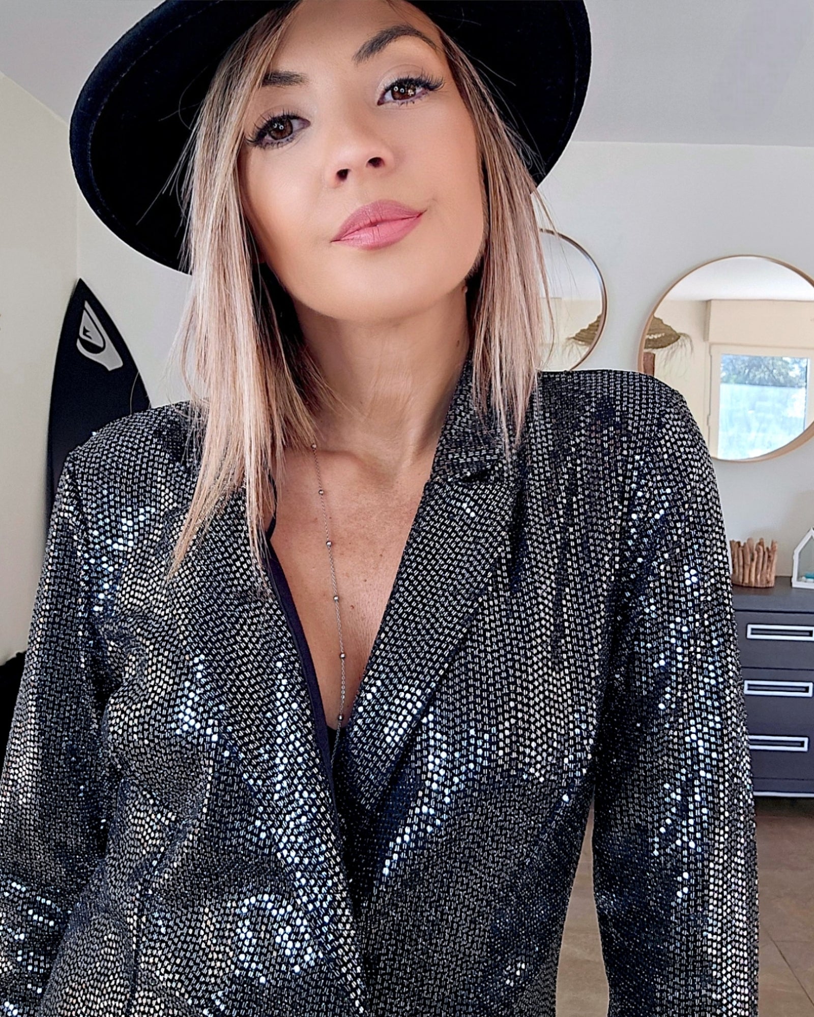 Robe star smoking