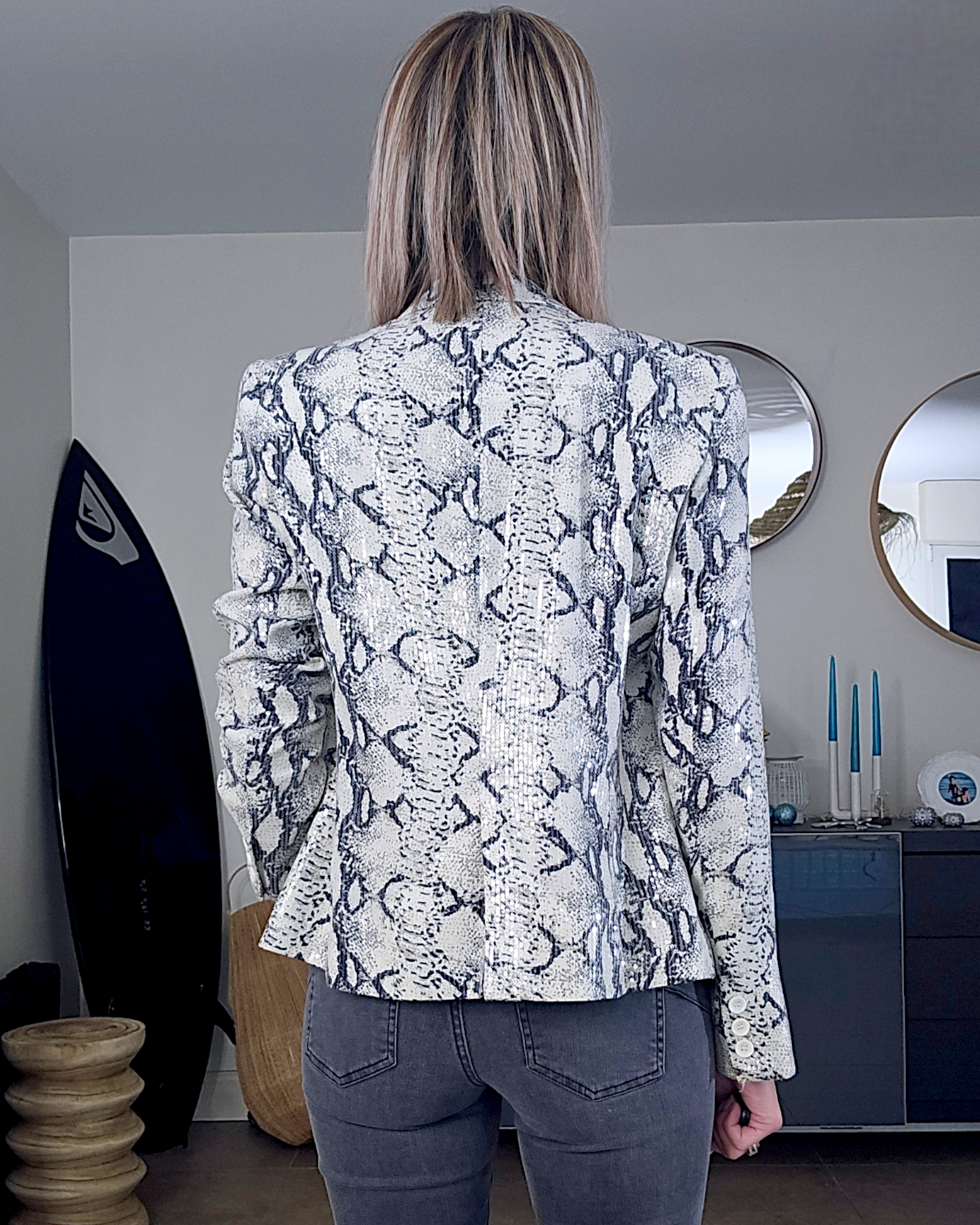 Veste python en sequins