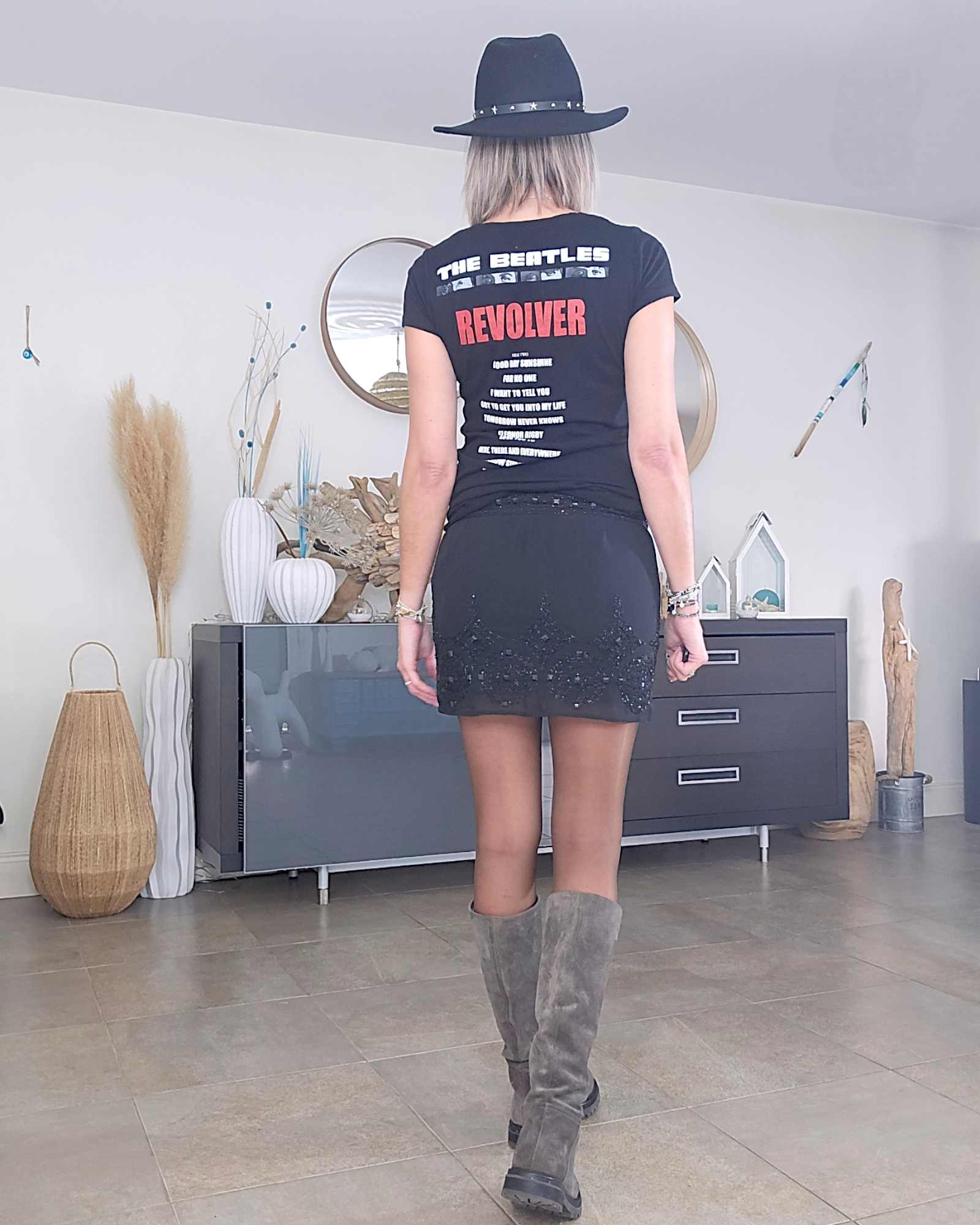 Tee-shirt revolver