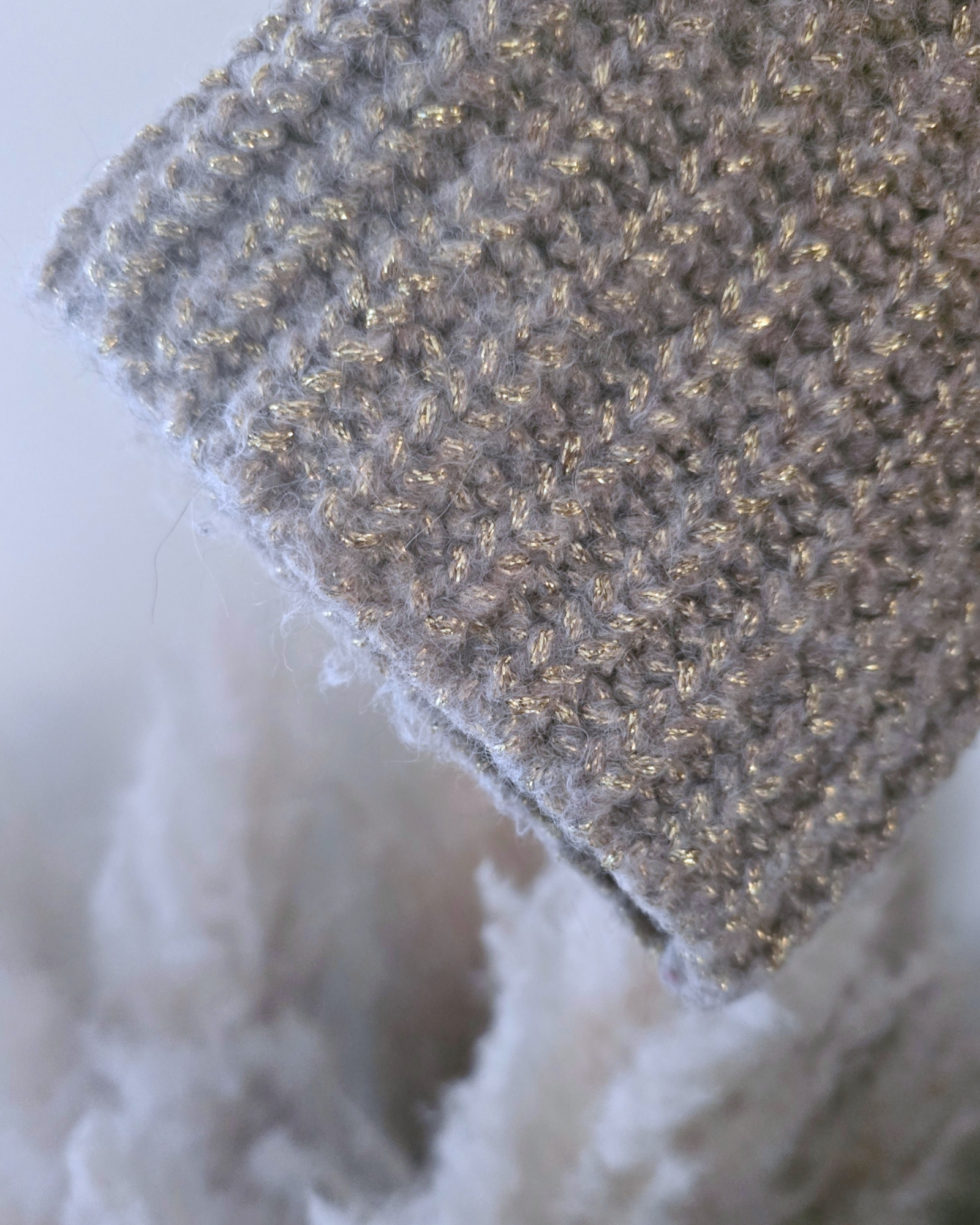 Gilet doux dorés