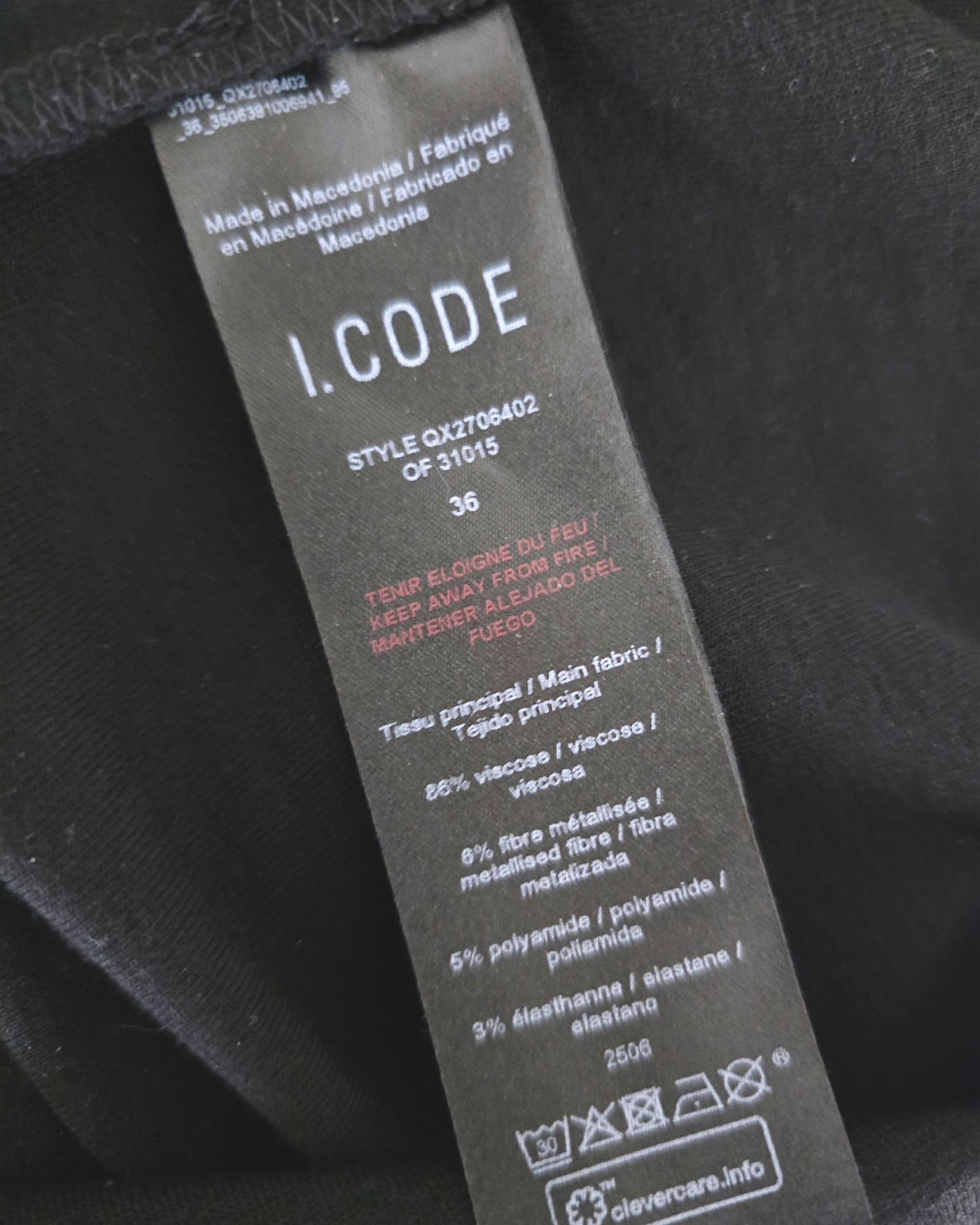 Jupe portefeuille noire et argentée - 𝐌𝐚𝐫𝐢𝐧𝐚𝟒𝟒𝐟𝐚𝐦𝐢𝐥𝐲