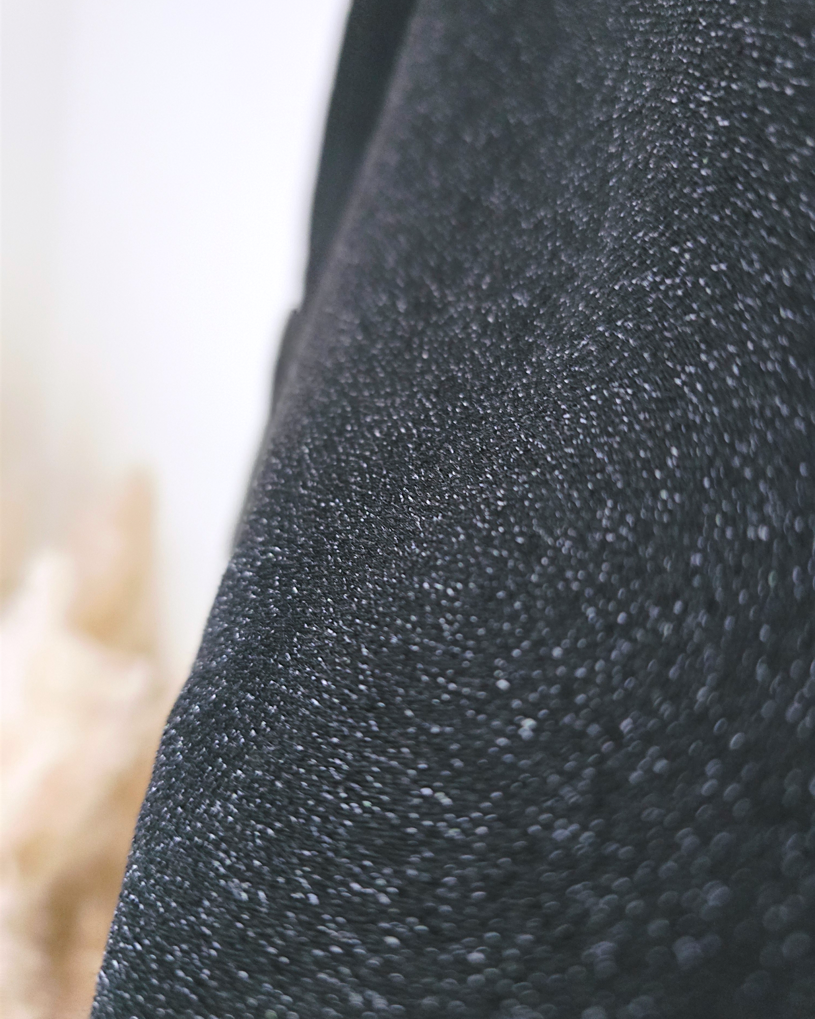 Jupe portefeuille noire et argentée - 𝐌𝐚𝐫𝐢𝐧𝐚𝟒𝟒𝐟𝐚𝐦𝐢𝐥𝐲