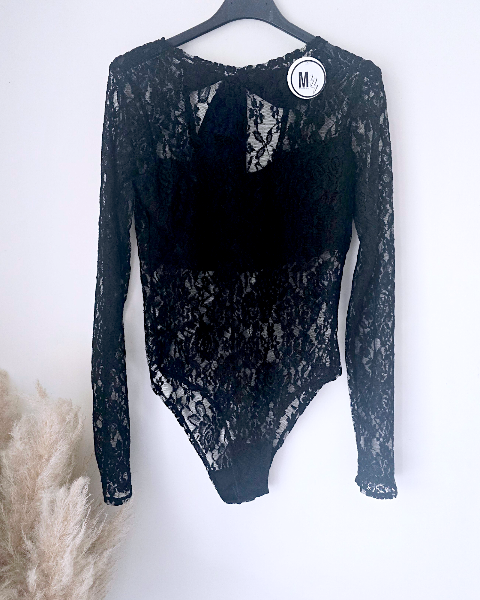 Body noir à dentelle Made in France - 𝐌𝐚𝐫𝐢𝐧𝐚𝟒𝟒𝐟𝐚𝐦𝐢𝐥𝐲