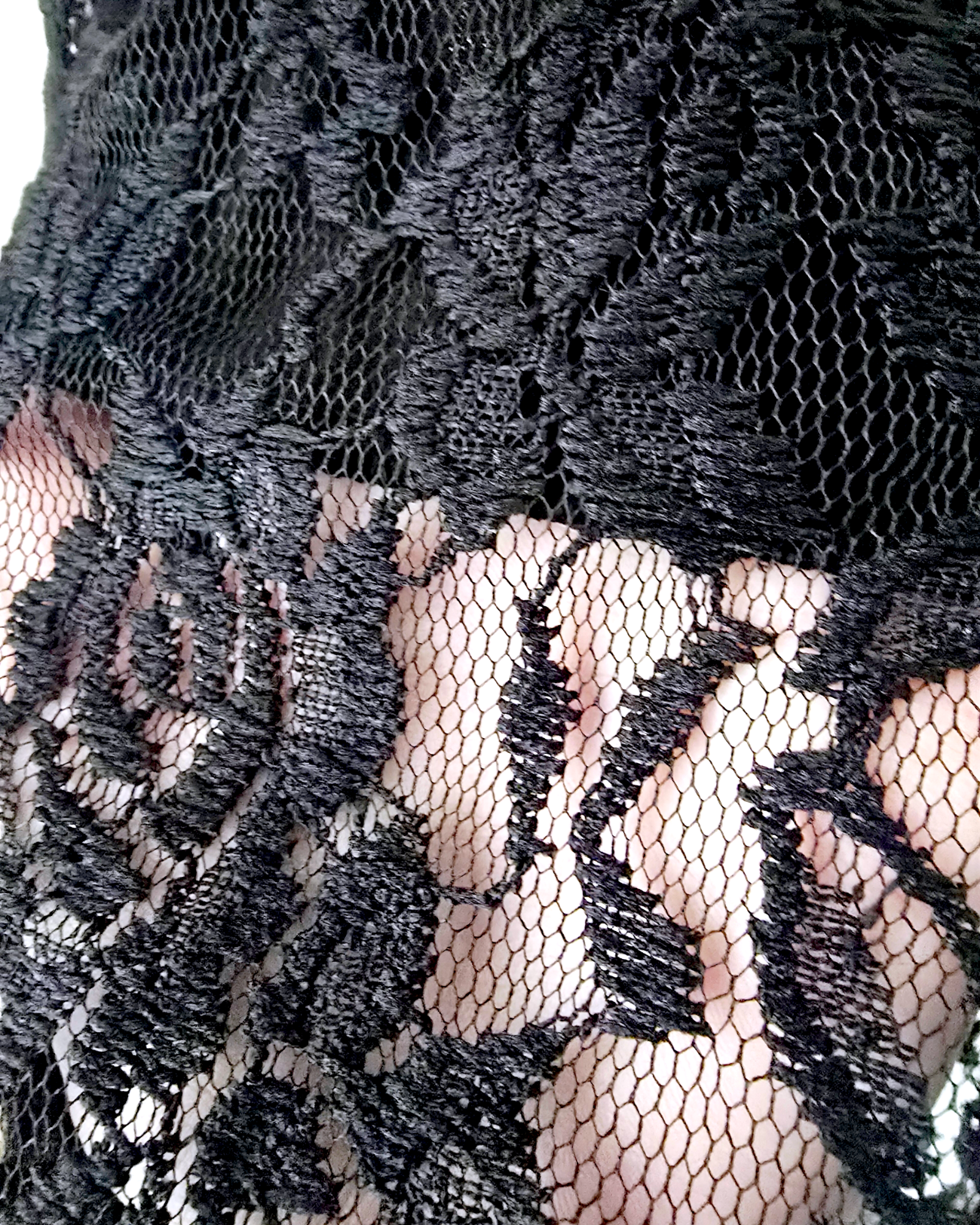 Body noir à dentelle Made in France - 𝐌𝐚𝐫𝐢𝐧𝐚𝟒𝟒𝐟𝐚𝐦𝐢𝐥𝐲