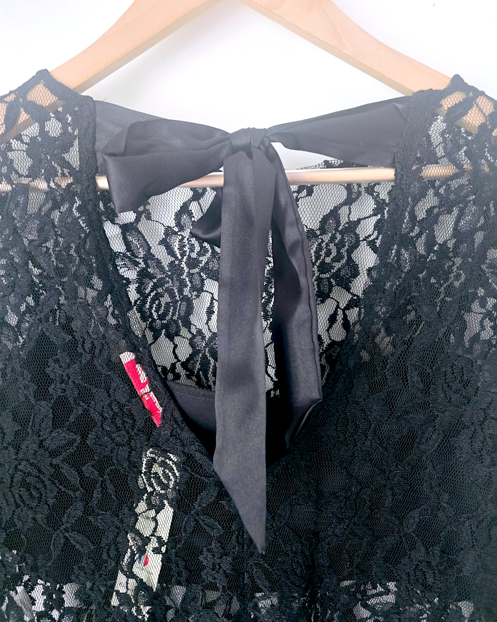 Body noir à dentelle Made in France - 𝐌𝐚𝐫𝐢𝐧𝐚𝟒𝟒𝐟𝐚𝐦𝐢𝐥𝐲