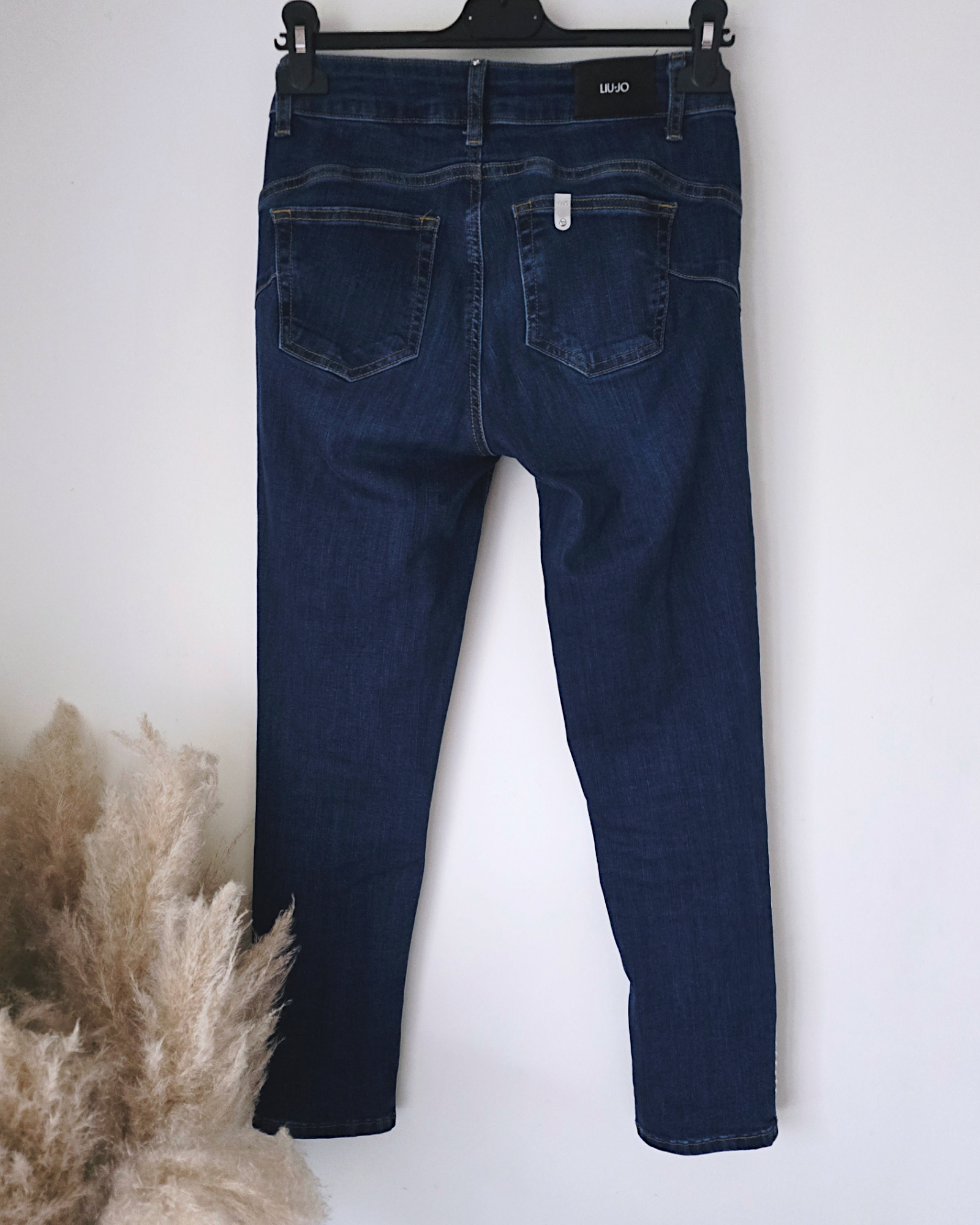 Jean bleu slim clouté