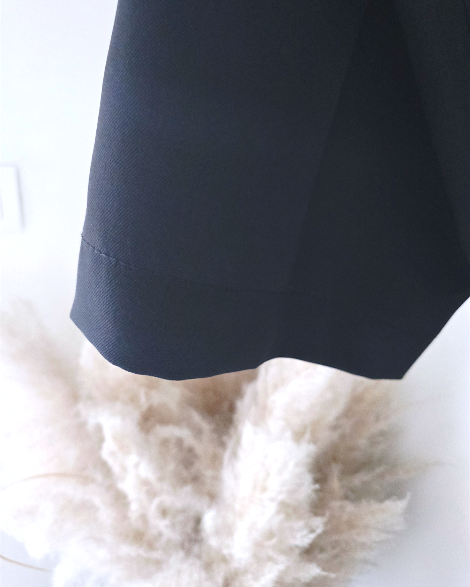 Pantalon noir à jambes larges