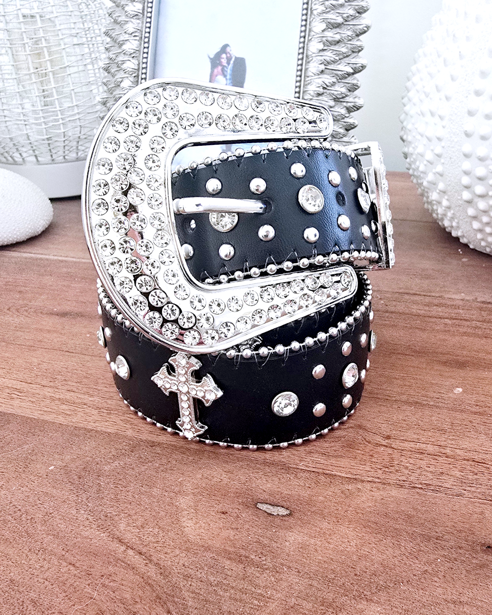 Ceinture noire avec croix - 𝐌𝐚𝐫𝐢𝐧𝐚𝟒𝟒𝐟𝐚𝐦𝐢𝐥𝐲