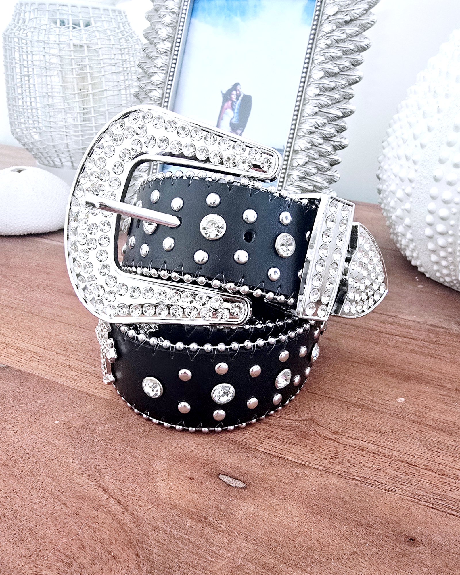 Ceinture noire avec croix - 𝐌𝐚𝐫𝐢𝐧𝐚𝟒𝟒𝐟𝐚𝐦𝐢𝐥𝐲