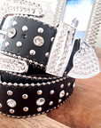 Ceinture noire avec croix - 𝐌𝐚𝐫𝐢𝐧𝐚𝟒𝟒𝐟𝐚𝐦𝐢𝐥𝐲