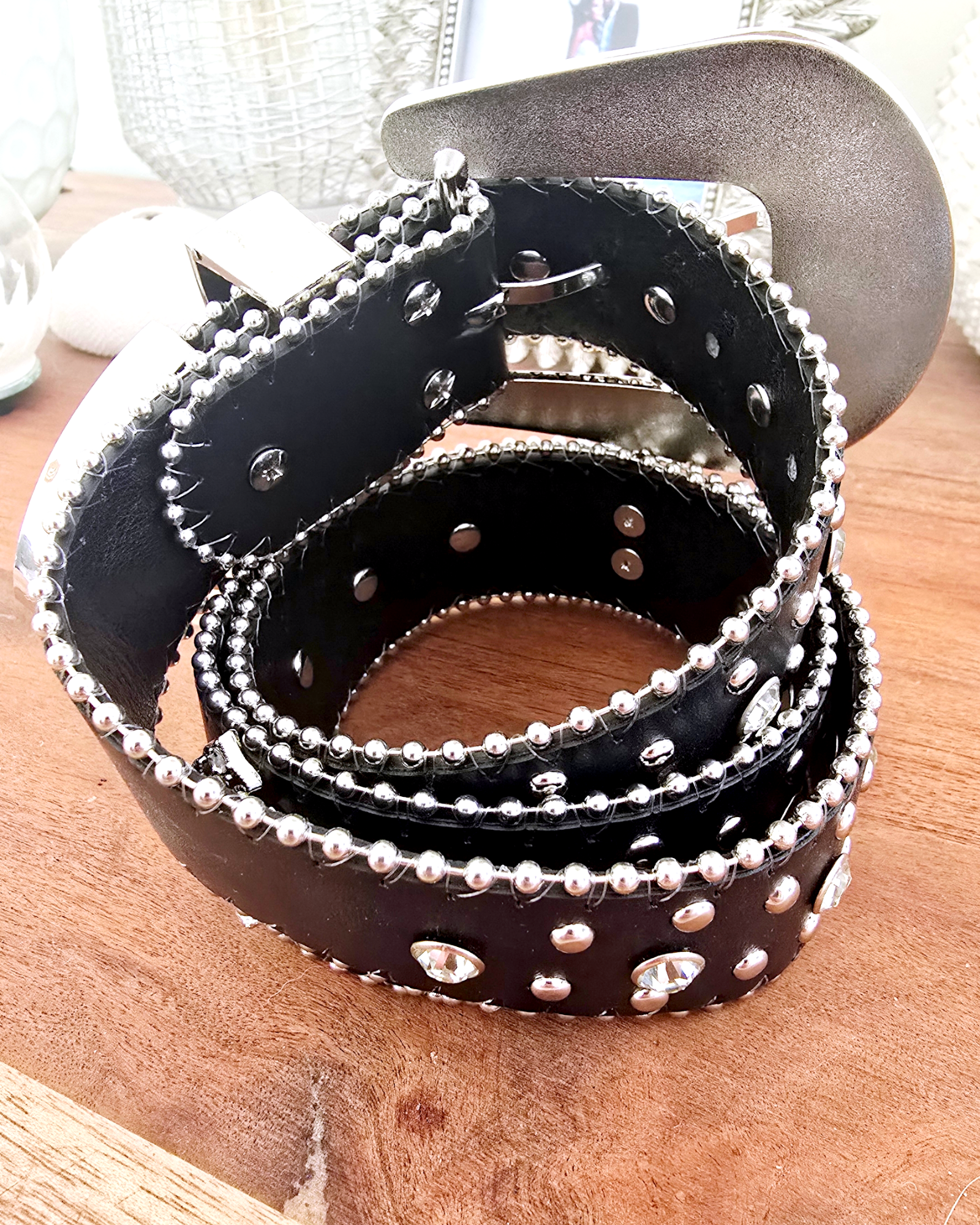Ceinture noire avec croix - 𝐌𝐚𝐫𝐢𝐧𝐚𝟒𝟒𝐟𝐚𝐦𝐢𝐥𝐲