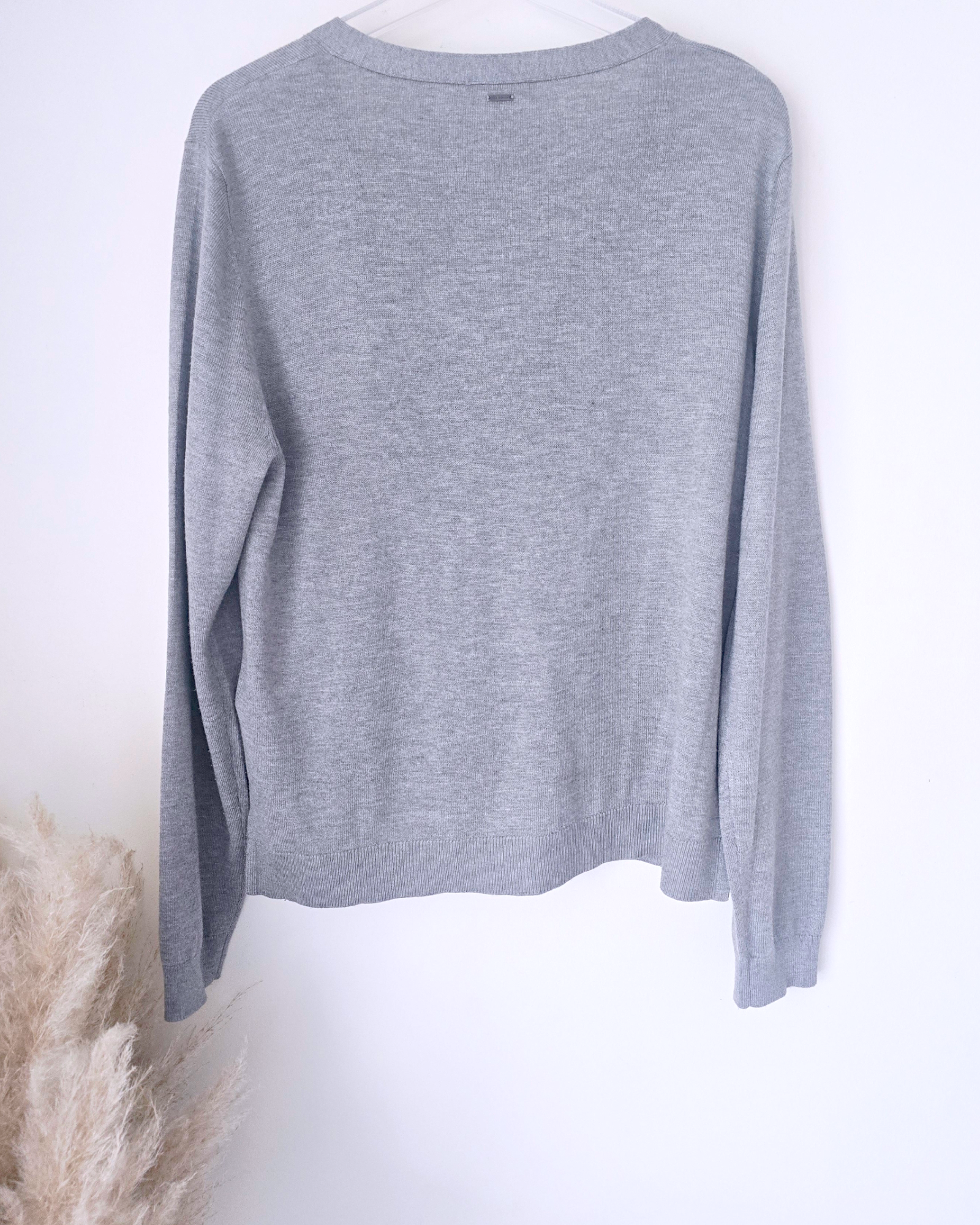 Cardigan gris éclair strass - 𝐌𝐚𝐫𝐢𝐧𝐚𝟒𝟒𝐟𝐚𝐦𝐢𝐥𝐲