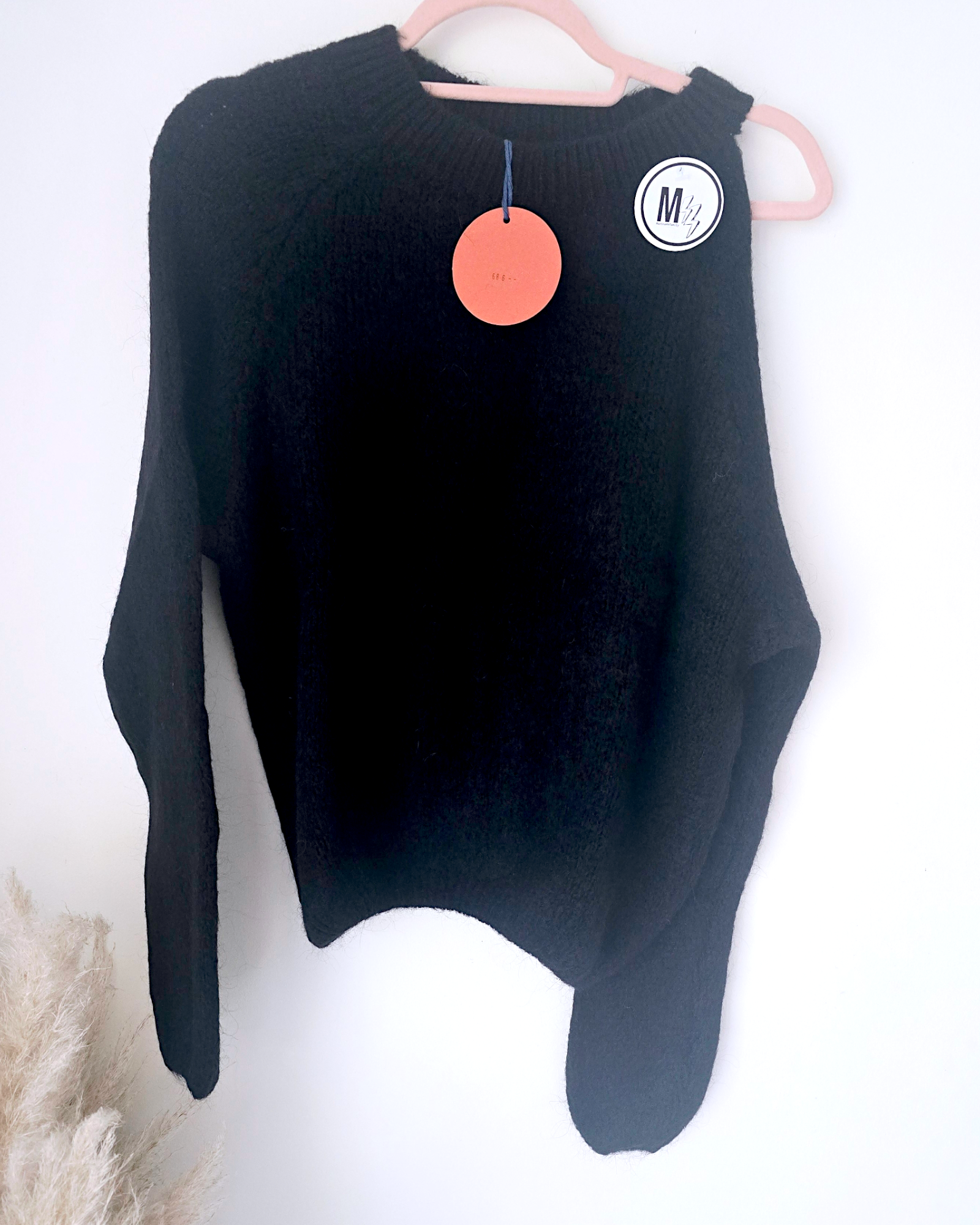 Pull chaud épaule dénudée - 𝐌𝐚𝐫𝐢𝐧𝐚𝟒𝟒𝐟𝐚𝐦𝐢𝐥𝐲