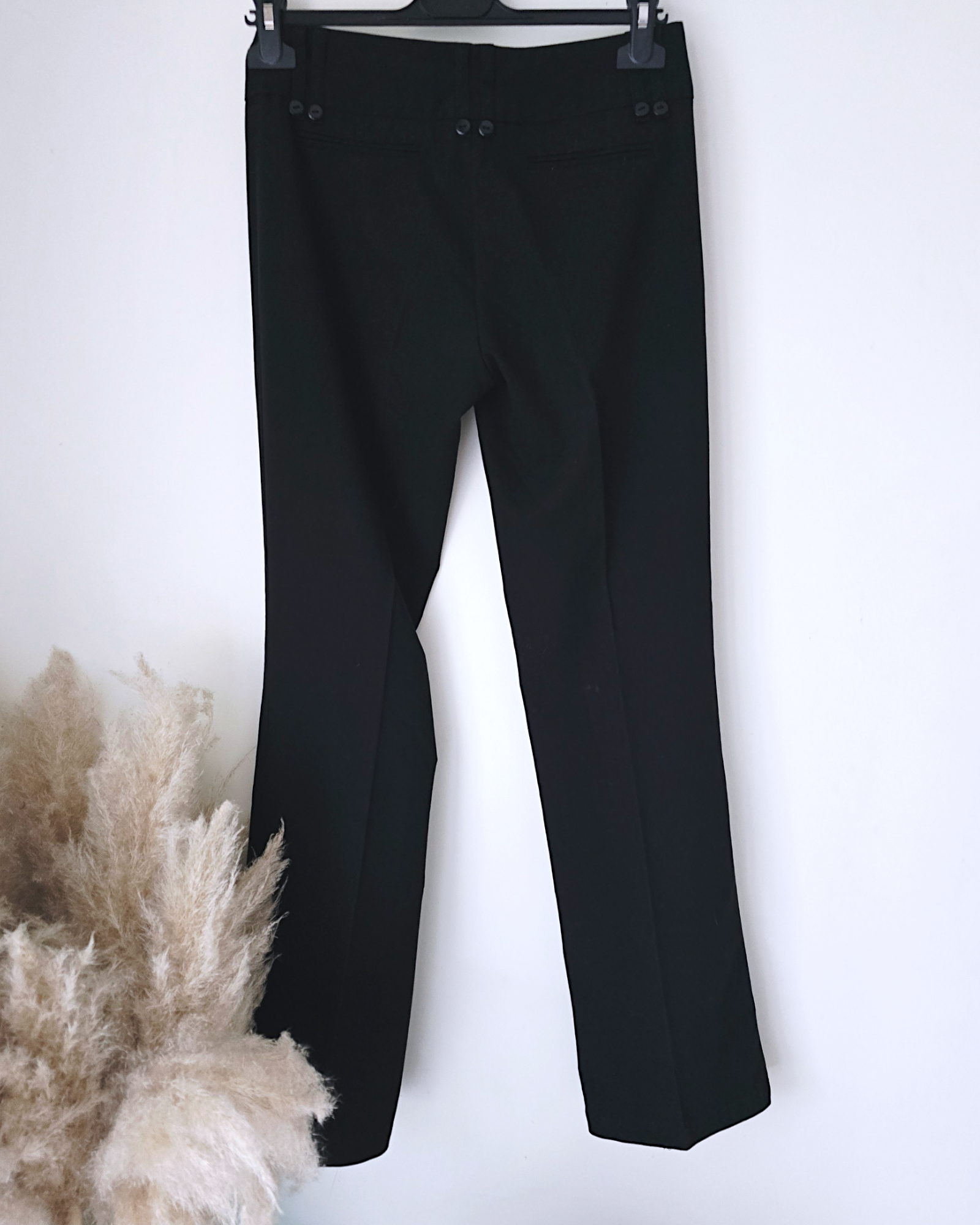 Pantalon chic noir à jambes larges