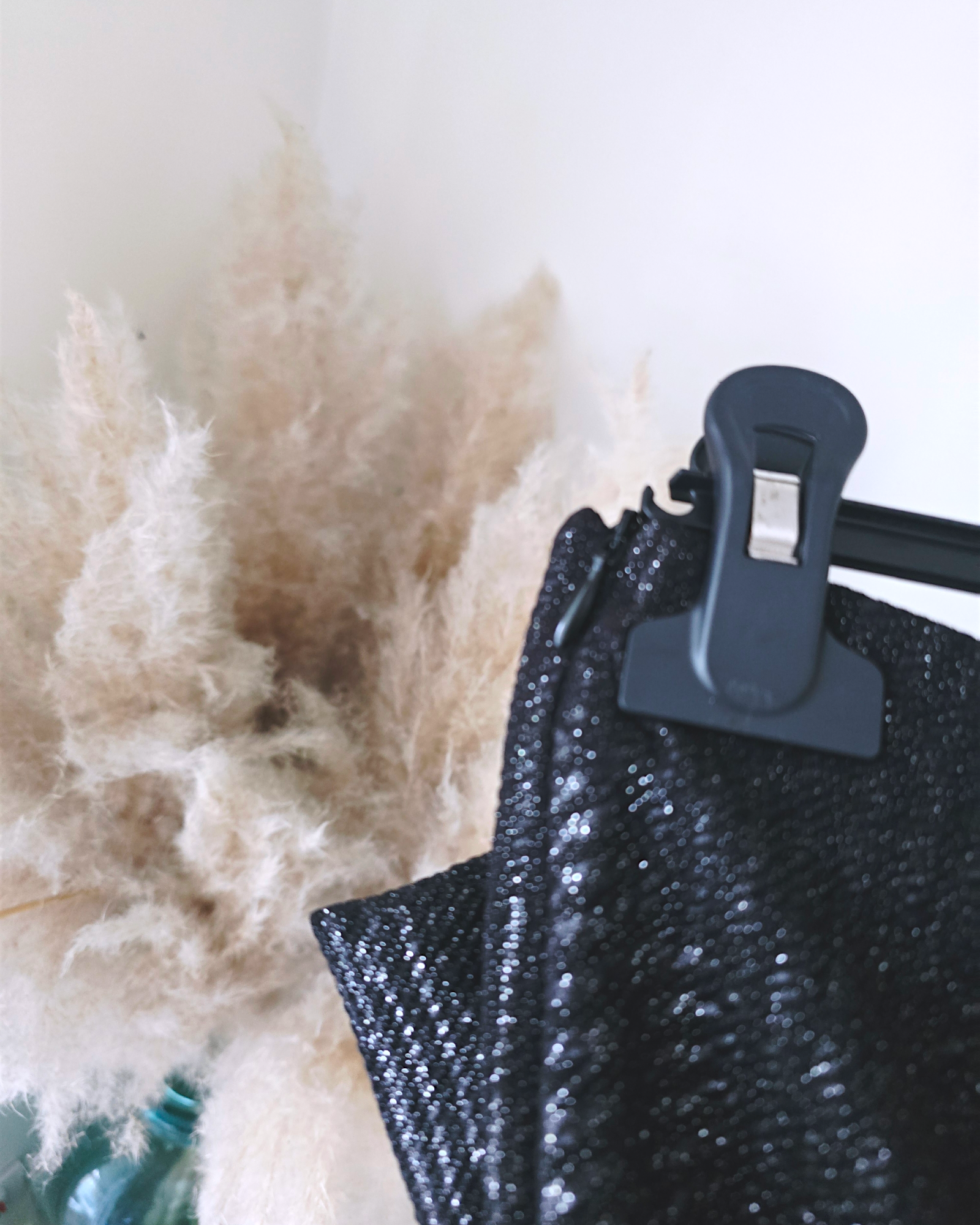 Jupe noire et argentée - 𝐌𝐚𝐫𝐢𝐧𝐚𝟒𝟒𝐟𝐚𝐦𝐢𝐥𝐲