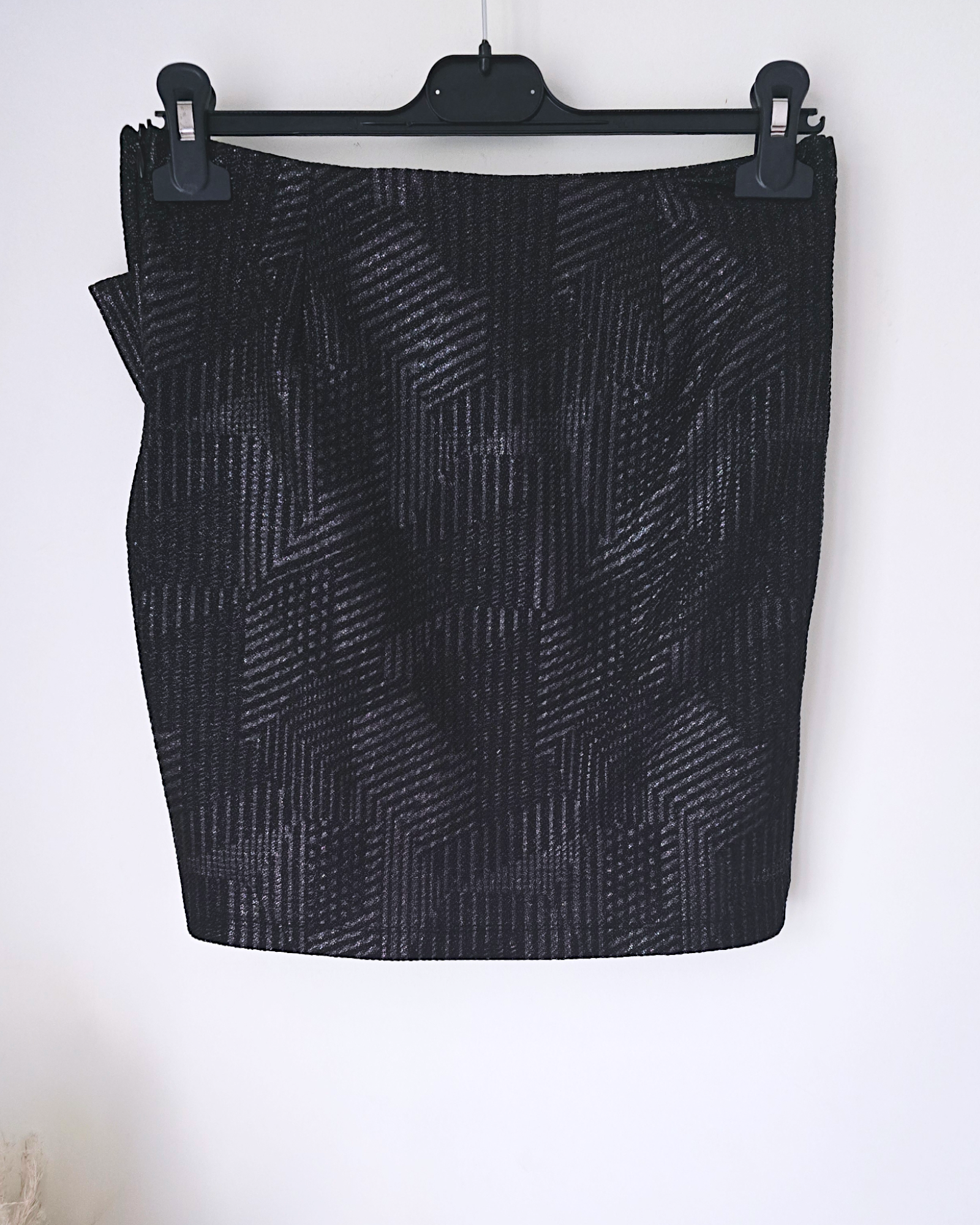 Jupe noire et argentée - 𝐌𝐚𝐫𝐢𝐧𝐚𝟒𝟒𝐟𝐚𝐦𝐢𝐥𝐲