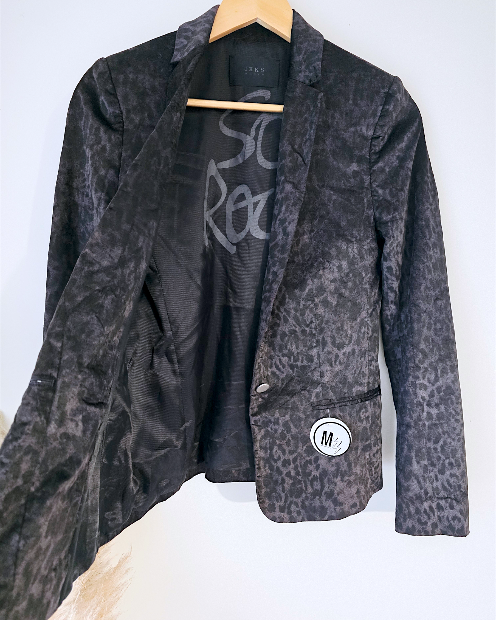 Veste velours ras à imprimé léopard