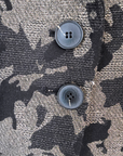 Veste cintrée camouflage à fibres métallisées dorées