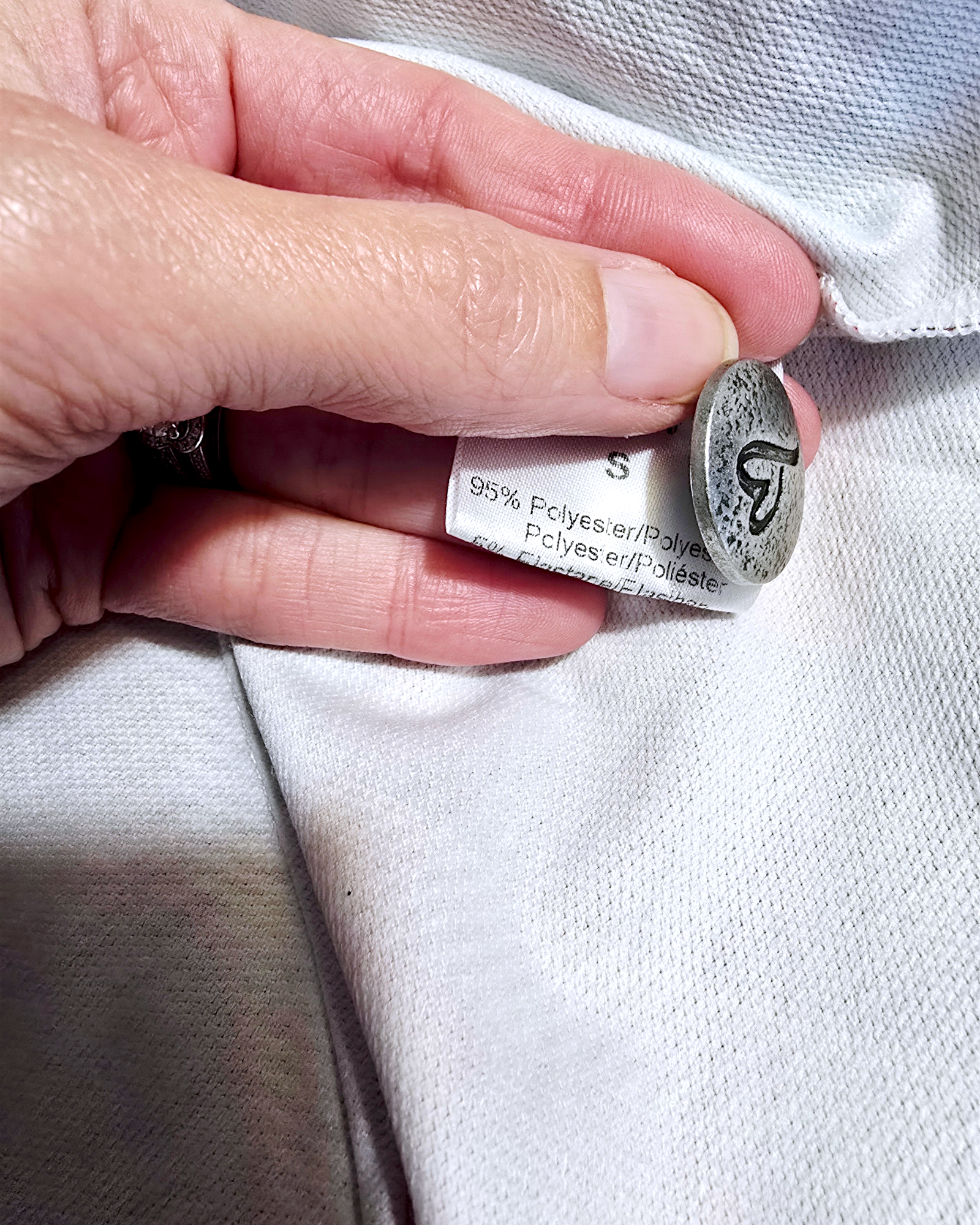 Veste cintrée à carreaux et strass - 𝐌𝐚𝐫𝐢𝐧𝐚𝟒𝟒𝐟𝐚𝐦𝐢𝐥𝐲