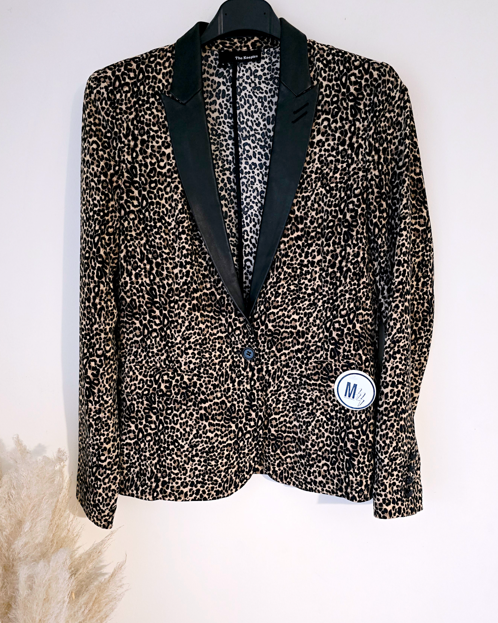 Veste léo col cuir agneau noir - 𝐌𝐚𝐫𝐢𝐧𝐚𝟒𝟒𝐟𝐚𝐦𝐢𝐥𝐲