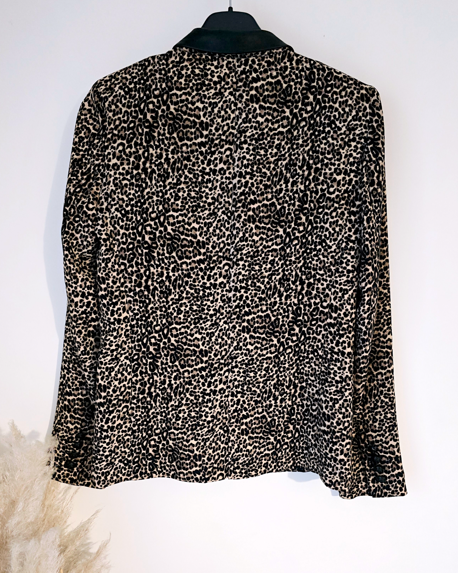 Veste léo col cuir agneau noir - 𝐌𝐚𝐫𝐢𝐧𝐚𝟒𝟒𝐟𝐚𝐦𝐢𝐥𝐲