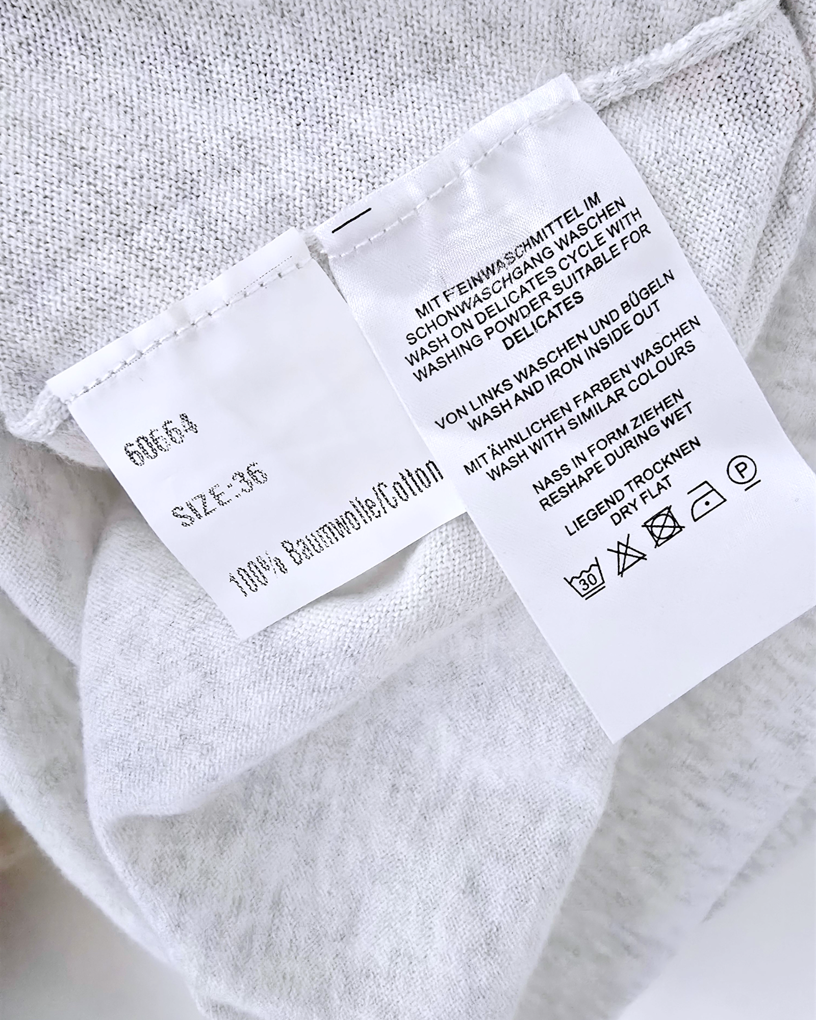 Pull à inscriptions - 𝐌𝐚𝐫𝐢𝐧𝐚𝟒𝟒𝐟𝐚𝐦𝐢𝐥𝐲