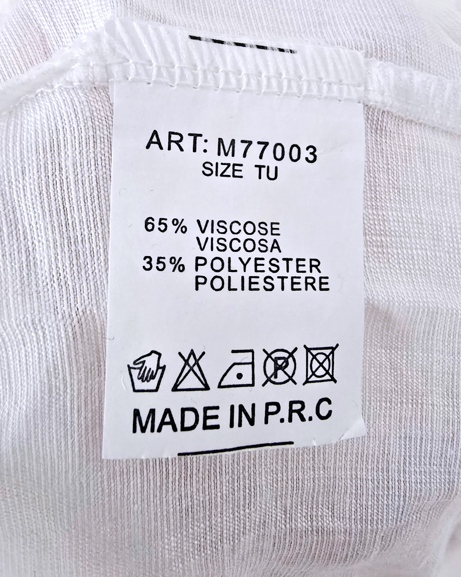 Chemise blanche à perles translucides - 𝐌𝐚𝐫𝐢𝐧𝐚𝟒𝟒𝐟𝐚𝐦𝐢𝐥𝐲