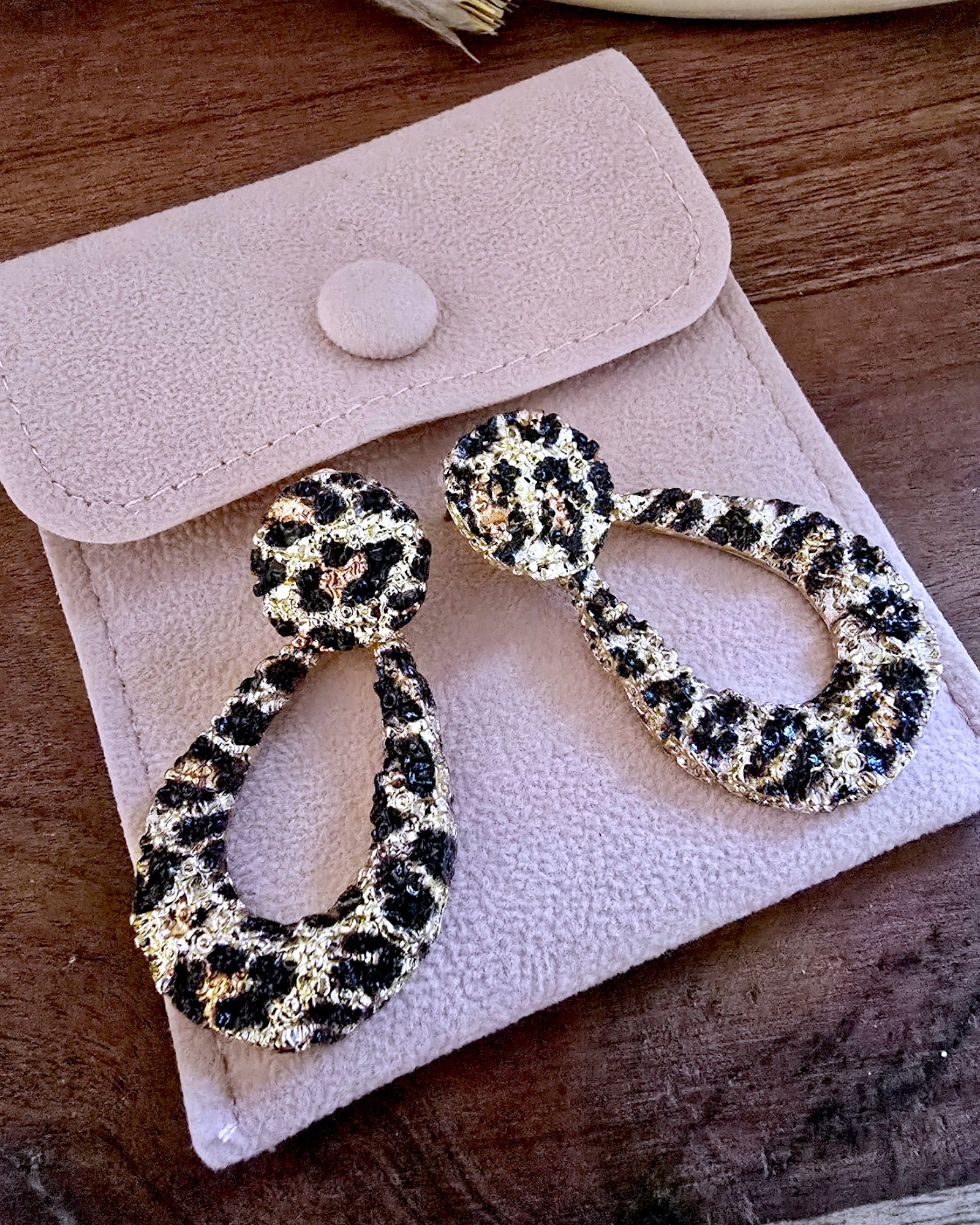 Boucles d&#39;oreilles léo