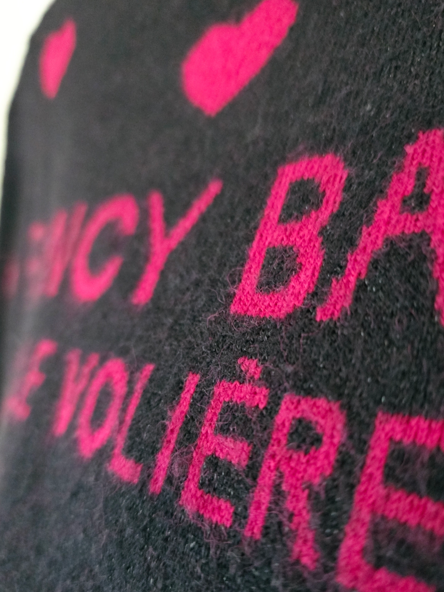 Pull cœur fuchsia