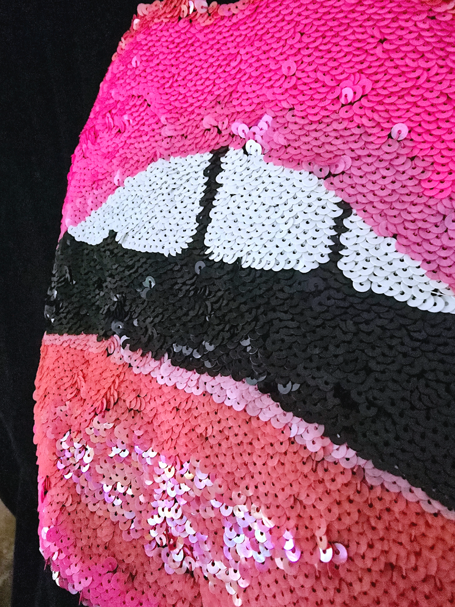 Pull bouche bicolore