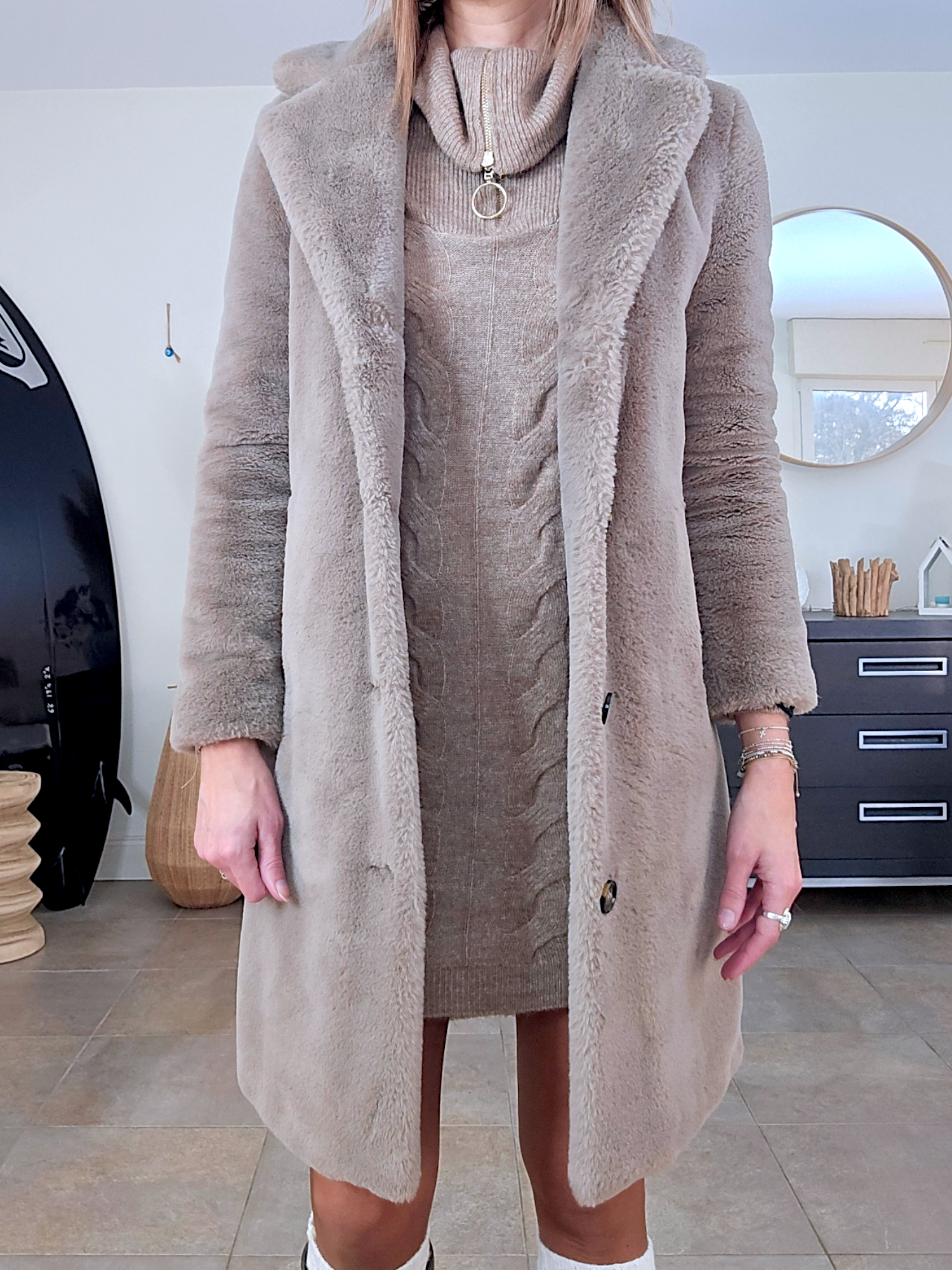 Manteau fausse fourrure