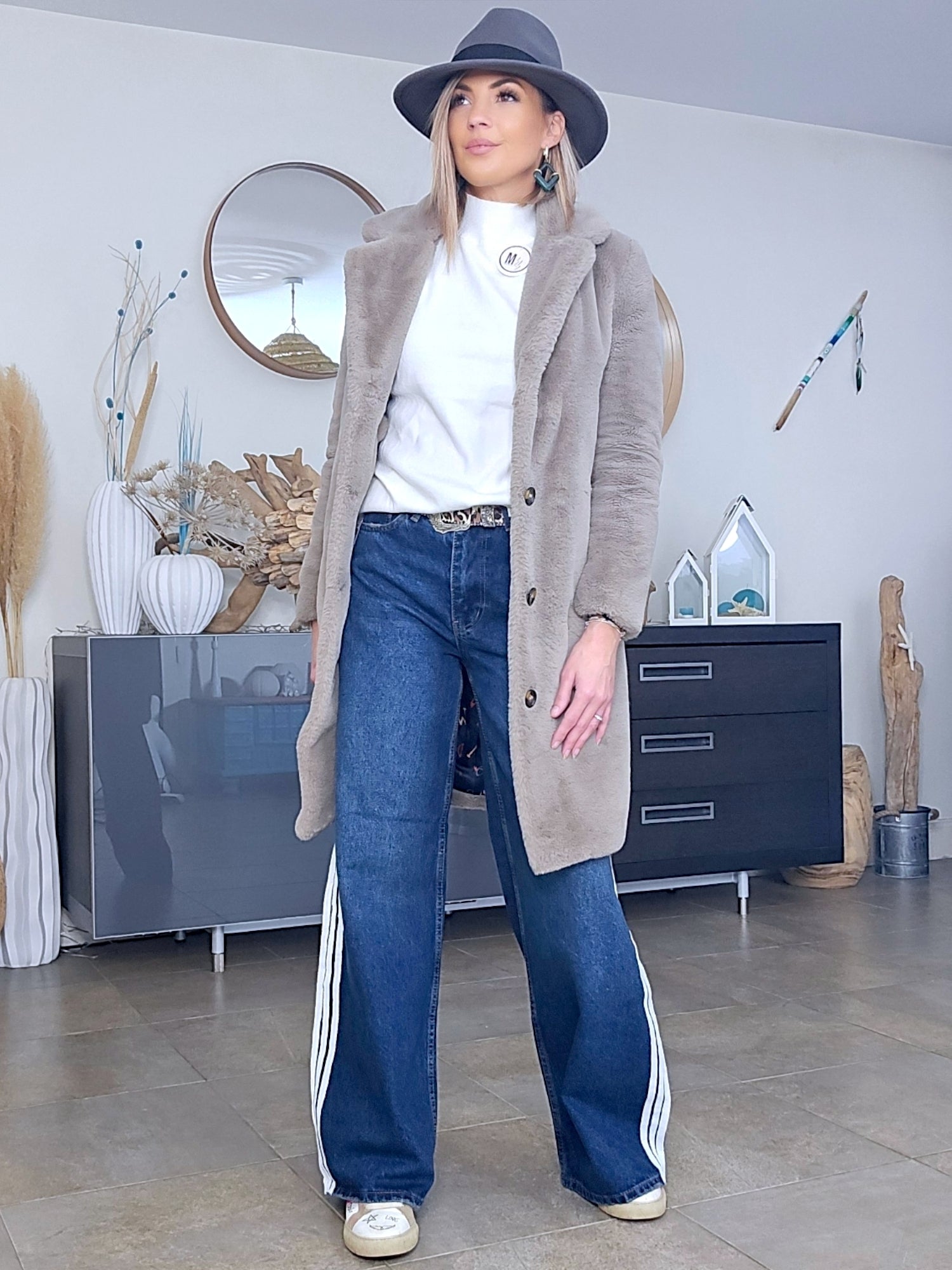 Manteau fausse fourrure